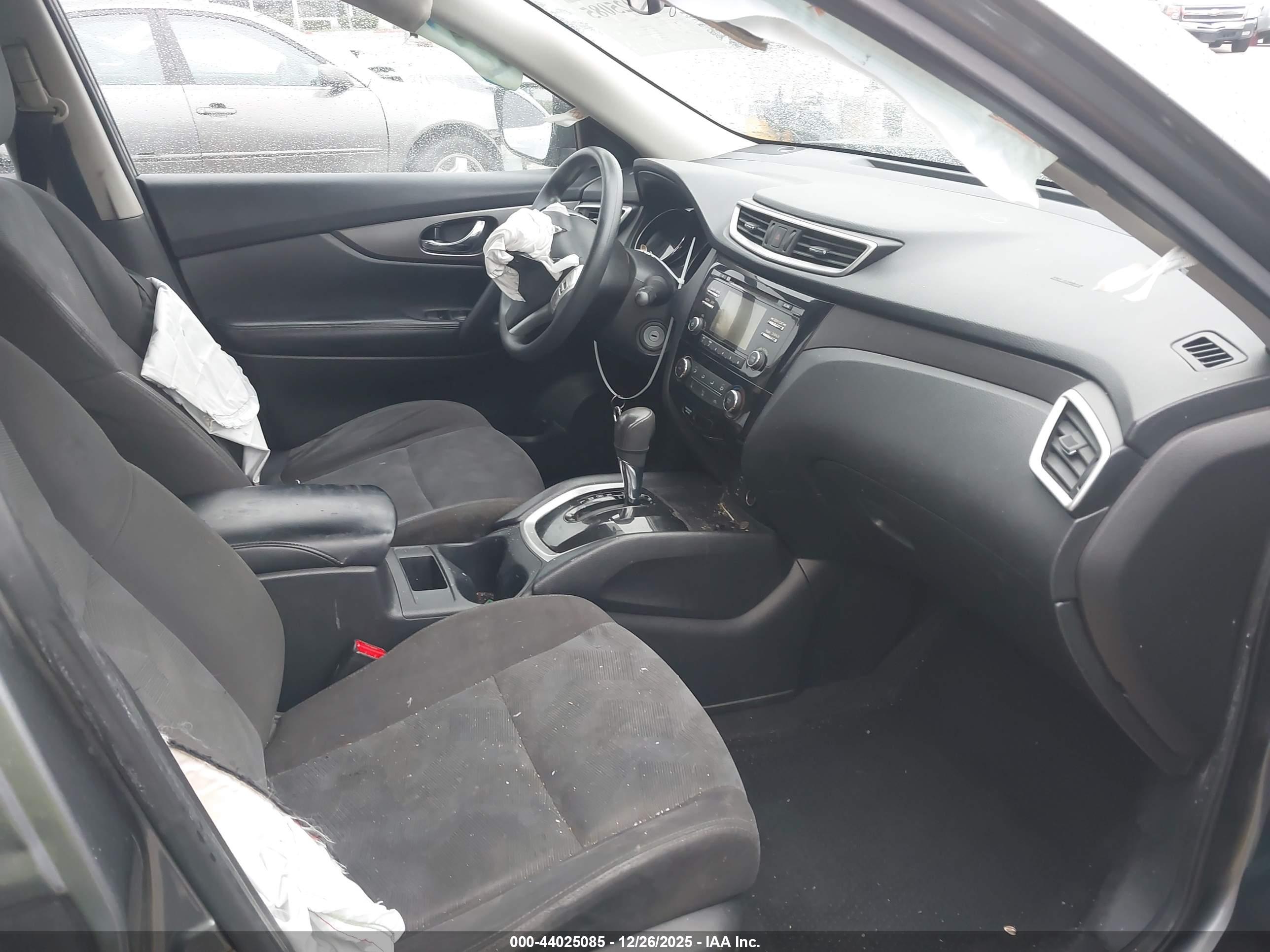 NISSAN ROGUE image 5