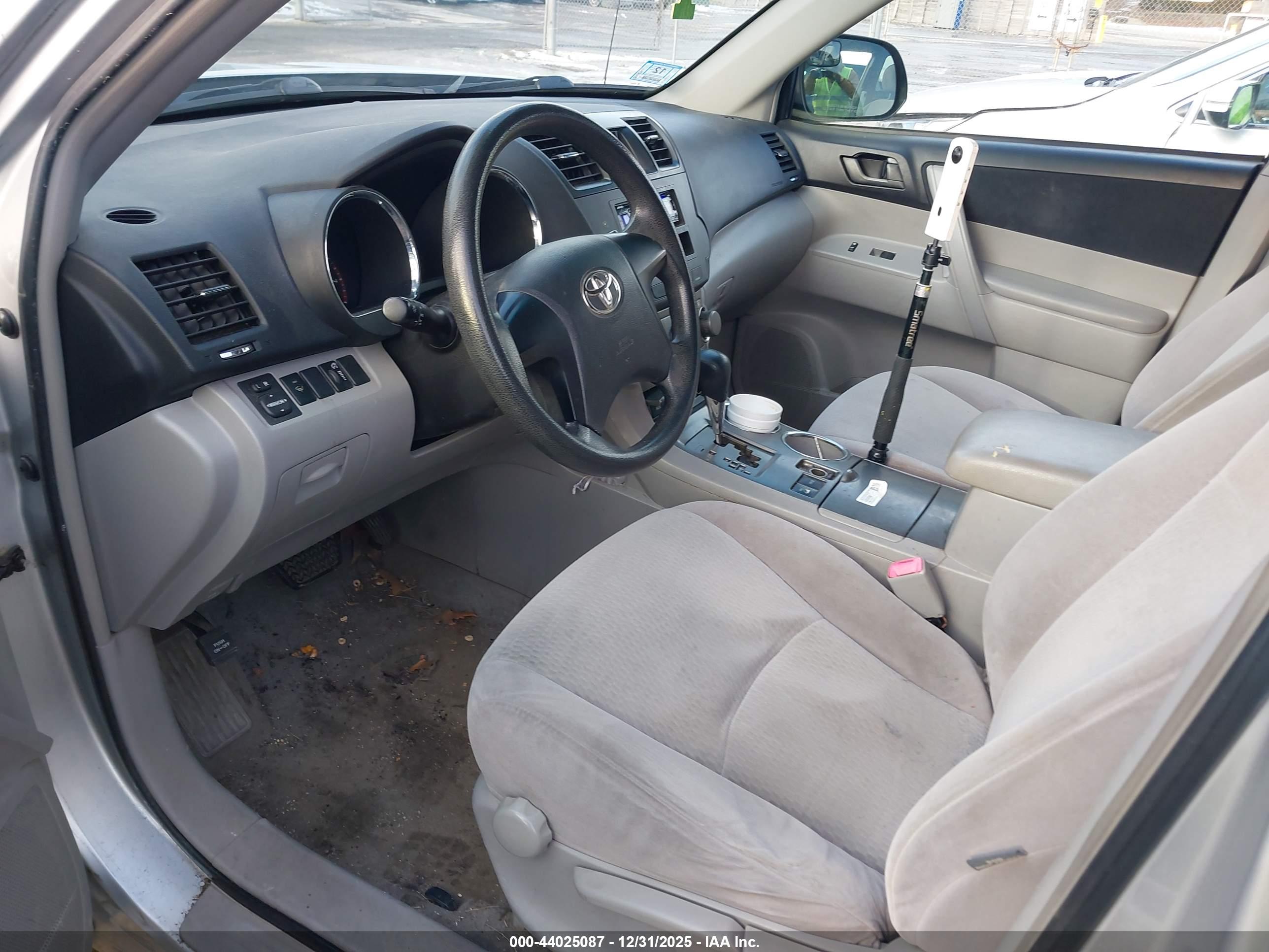 TOYOTA HIGHLANDER image 5