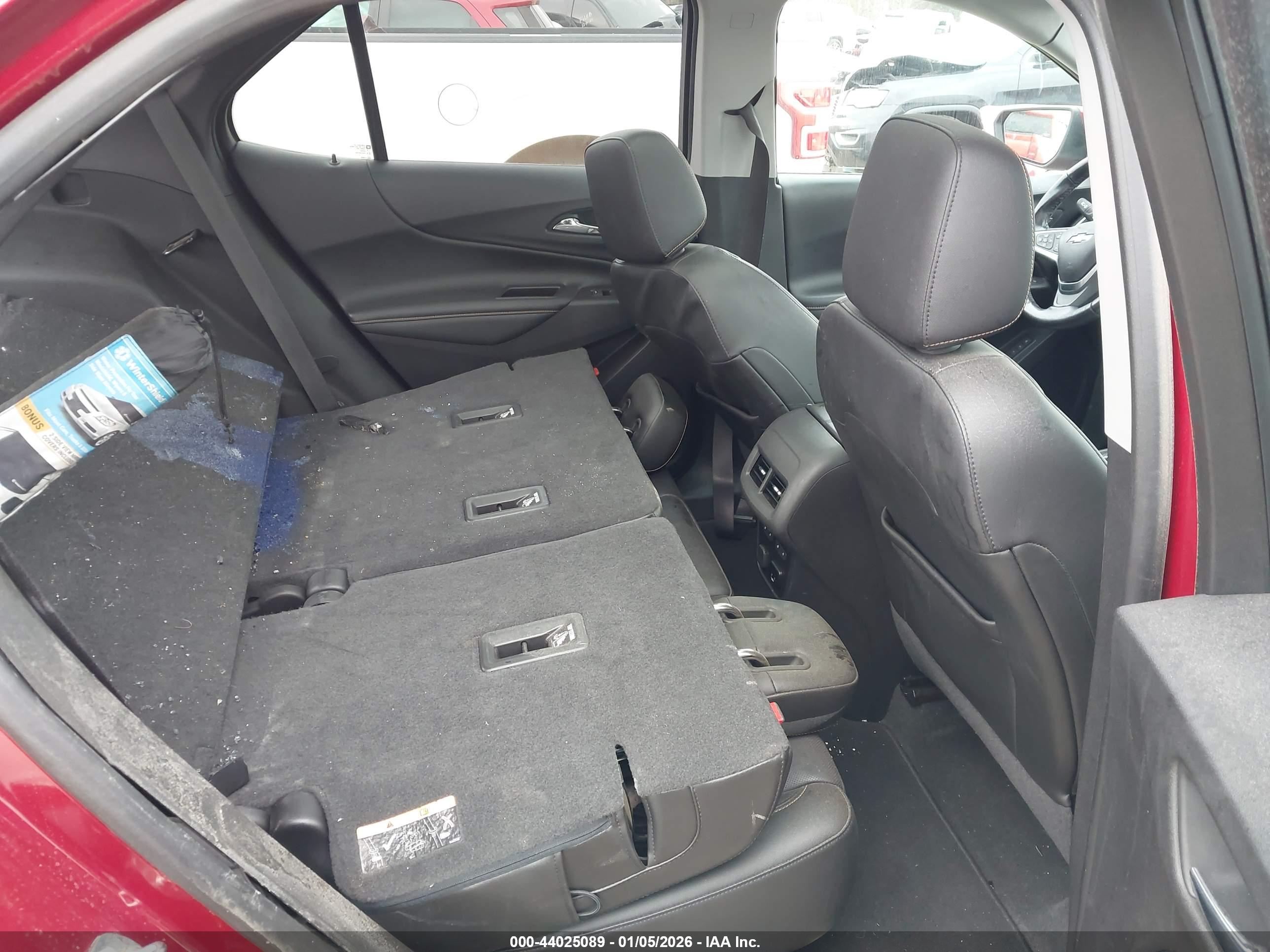 CHEVROLET EQUINOX image 8