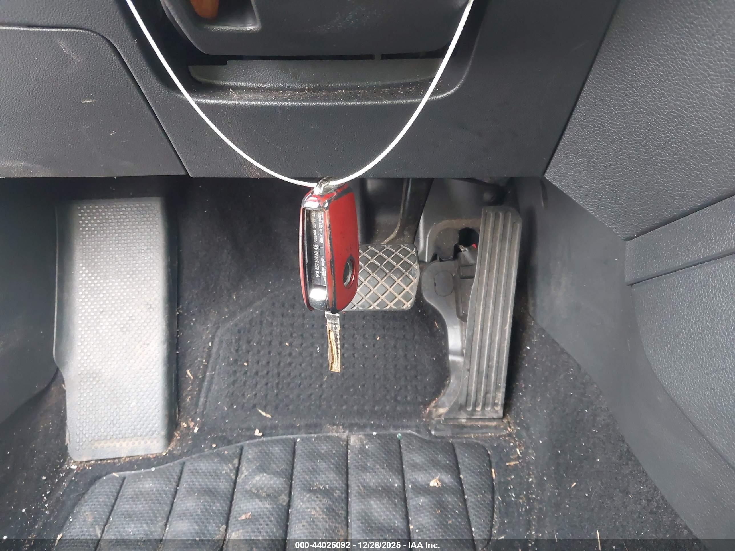 VOLKSWAGEN JETTA image 11