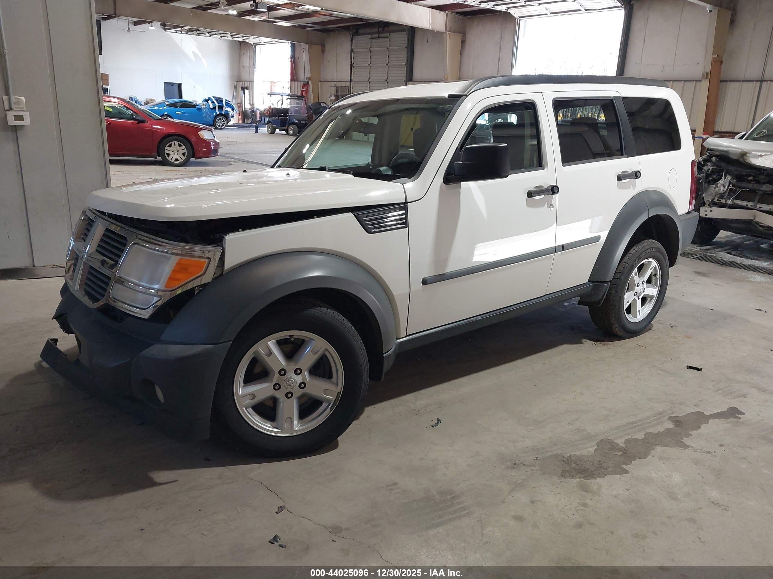 DODGE NITRO image 2