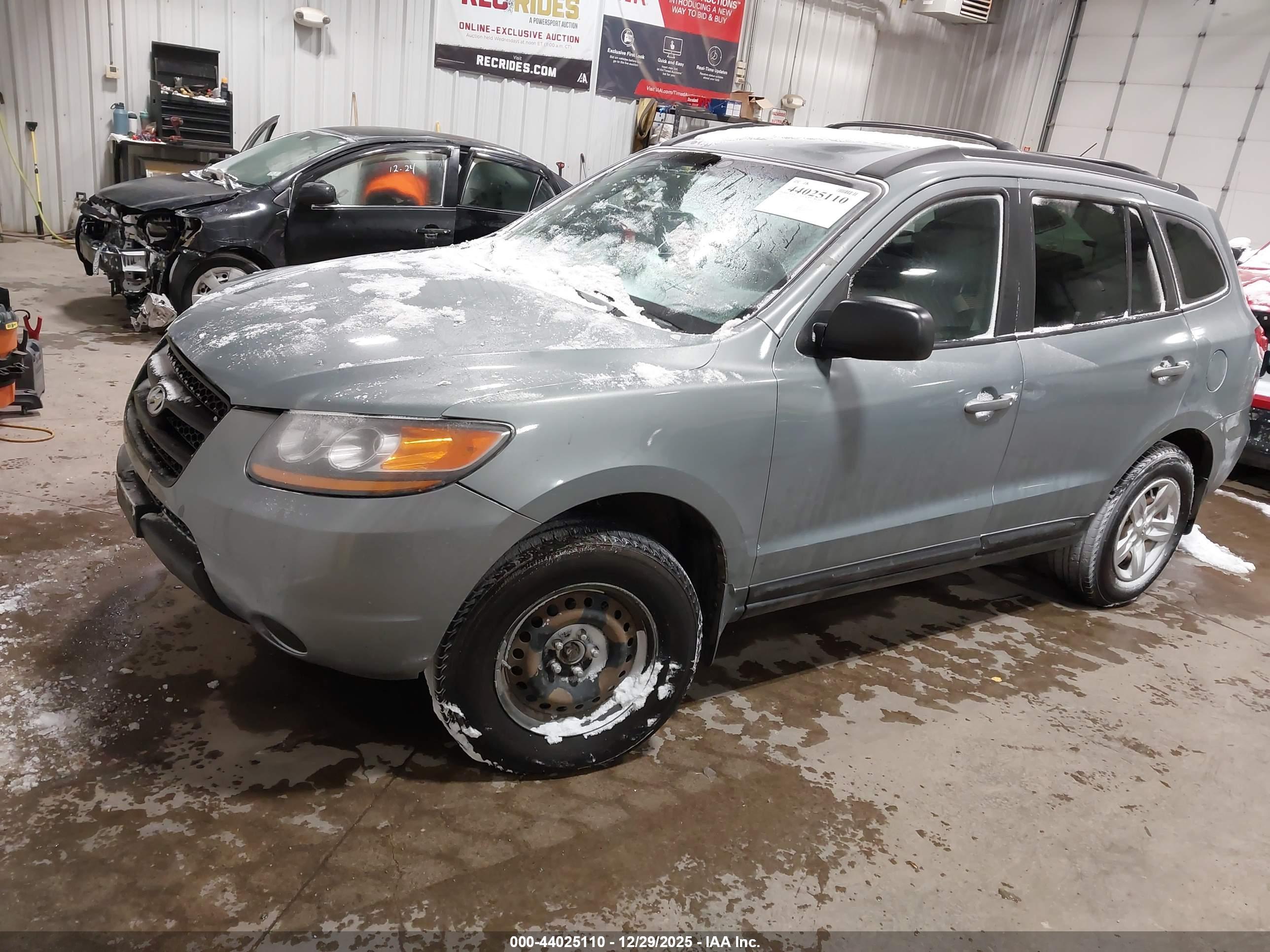 HYUNDAI SANTA image 2