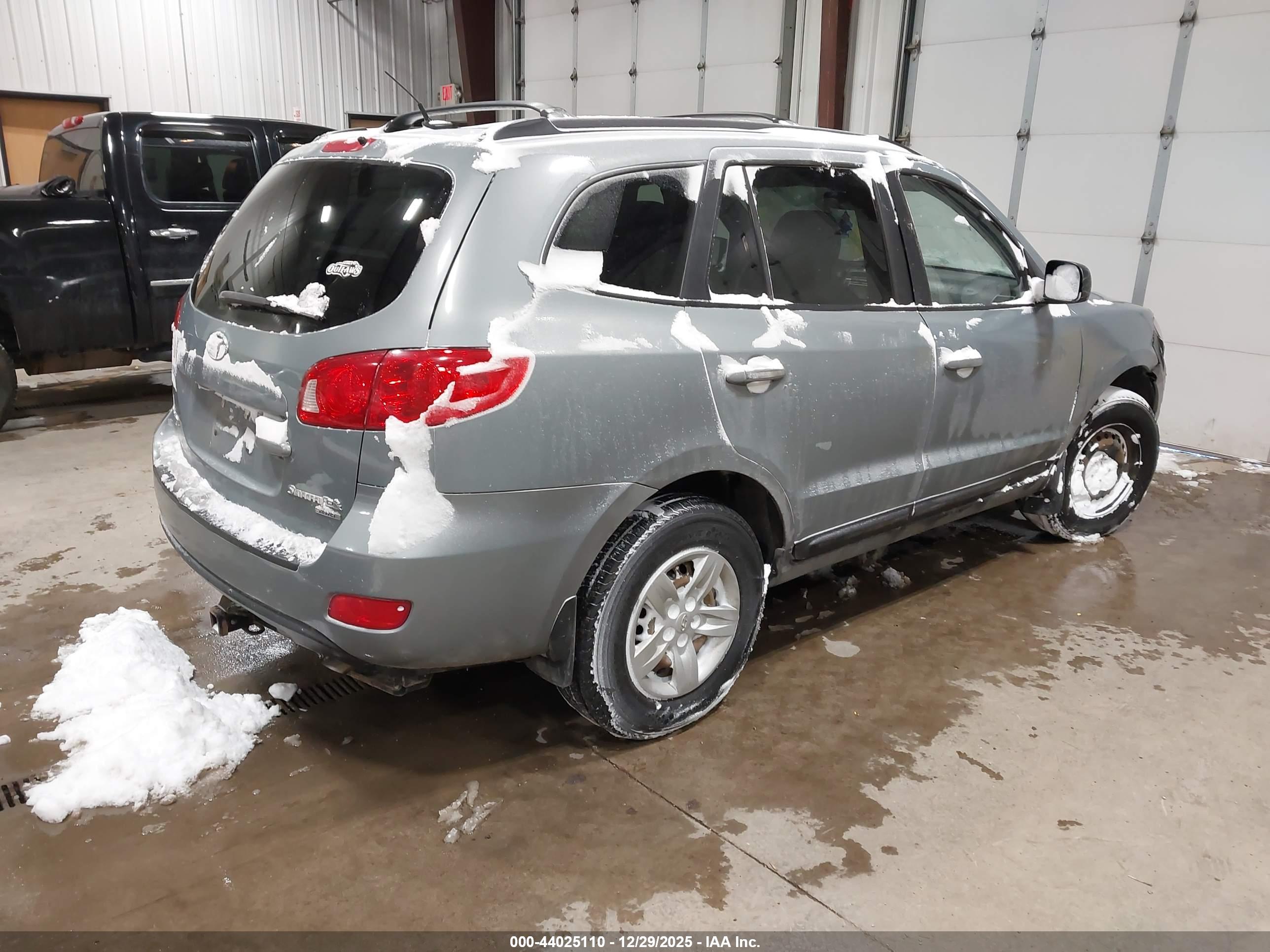 HYUNDAI SANTA image 4