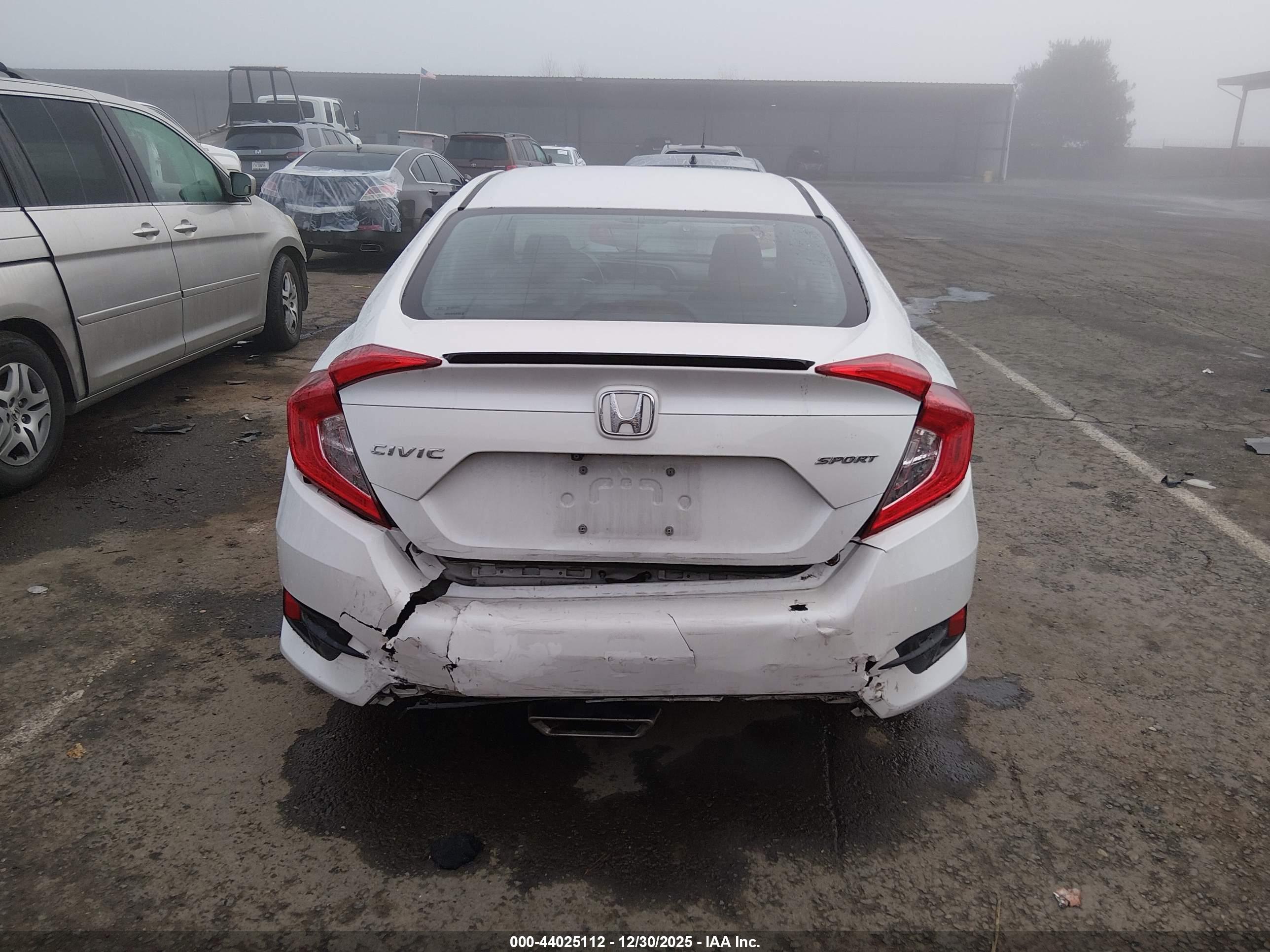 HONDA CIVIC image 6