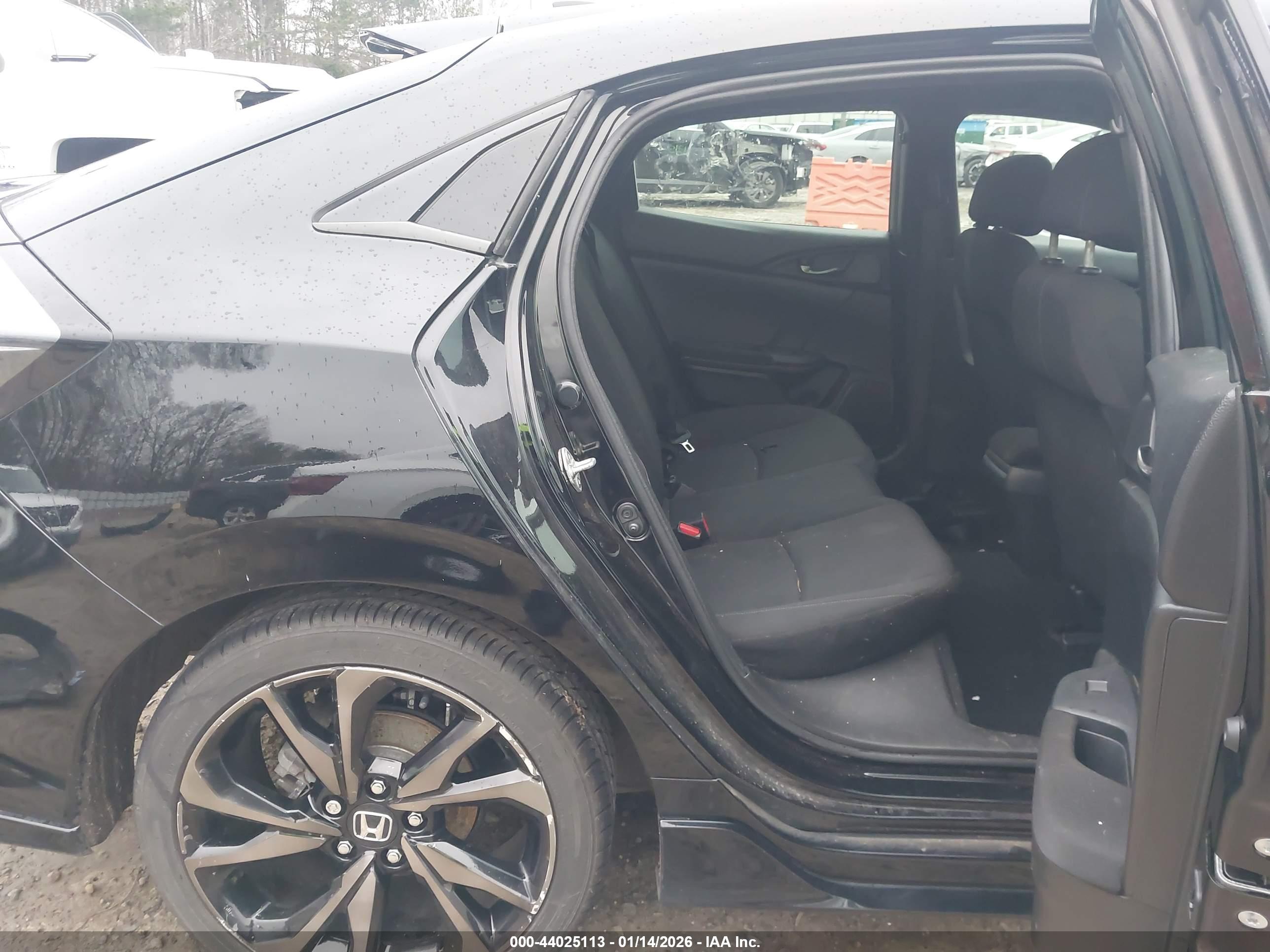 HONDA CIVIC image 8