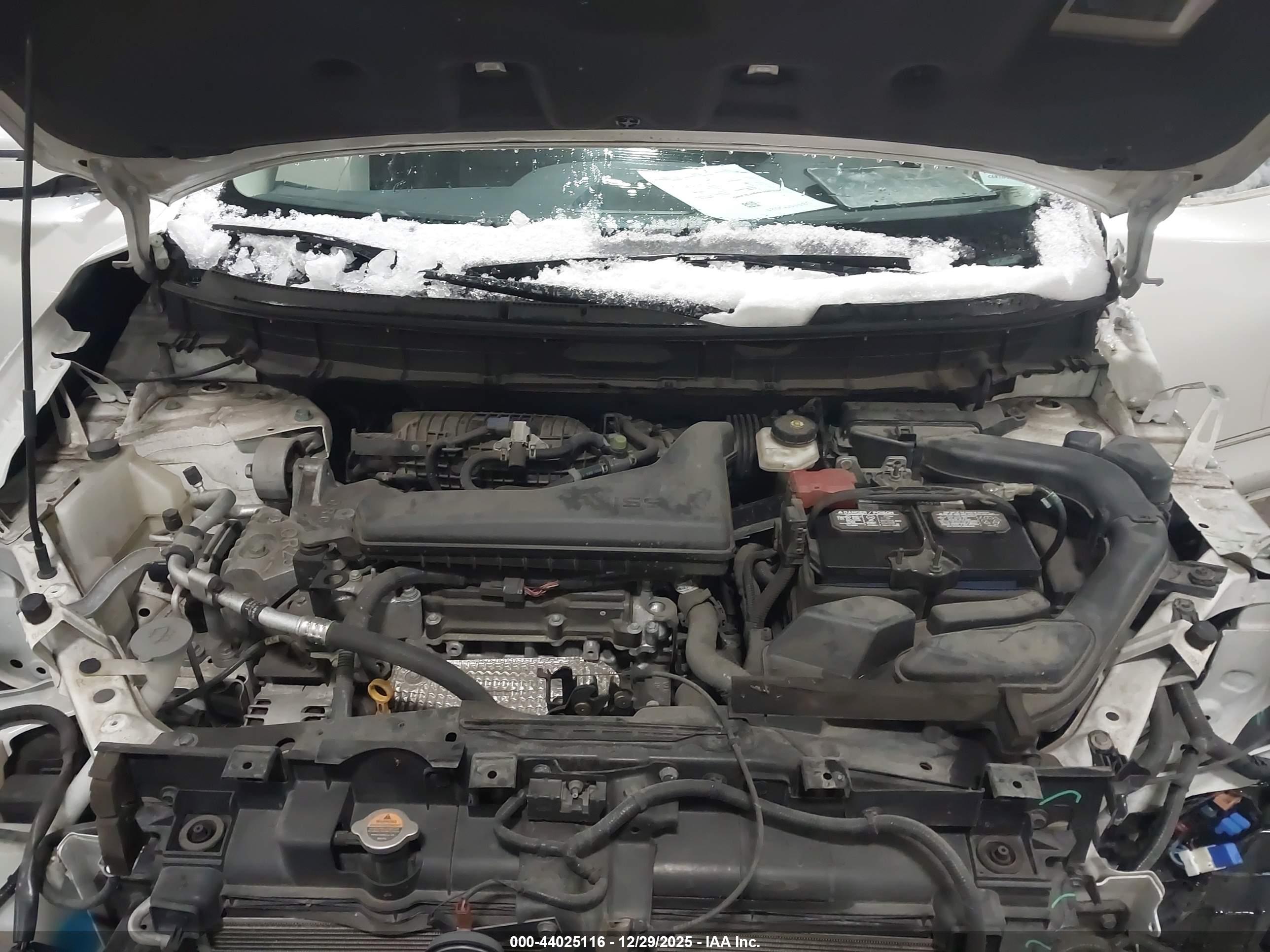 NISSAN ROGUE image 10