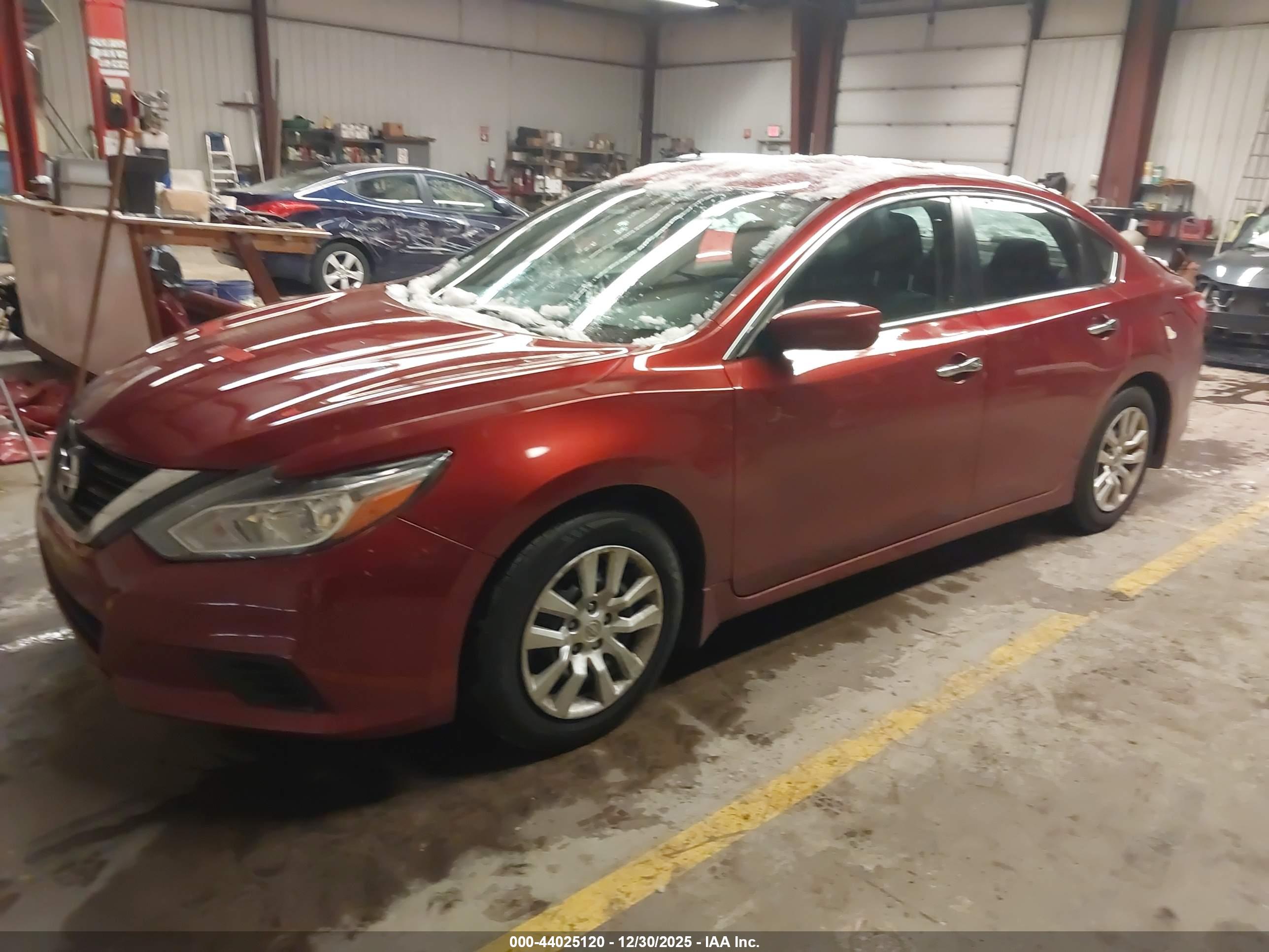 NISSAN ALTIMA image 2