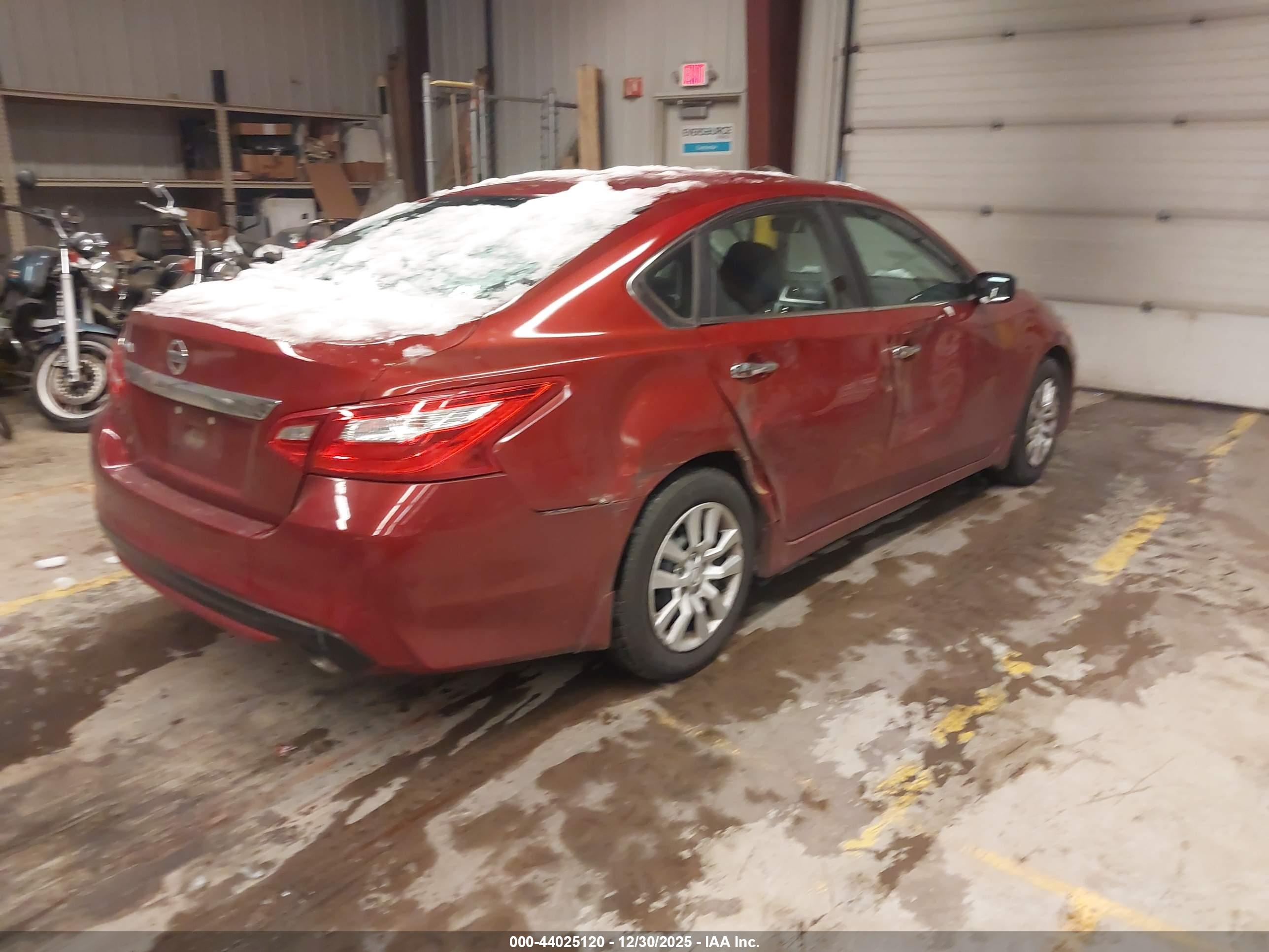 NISSAN ALTIMA image 4