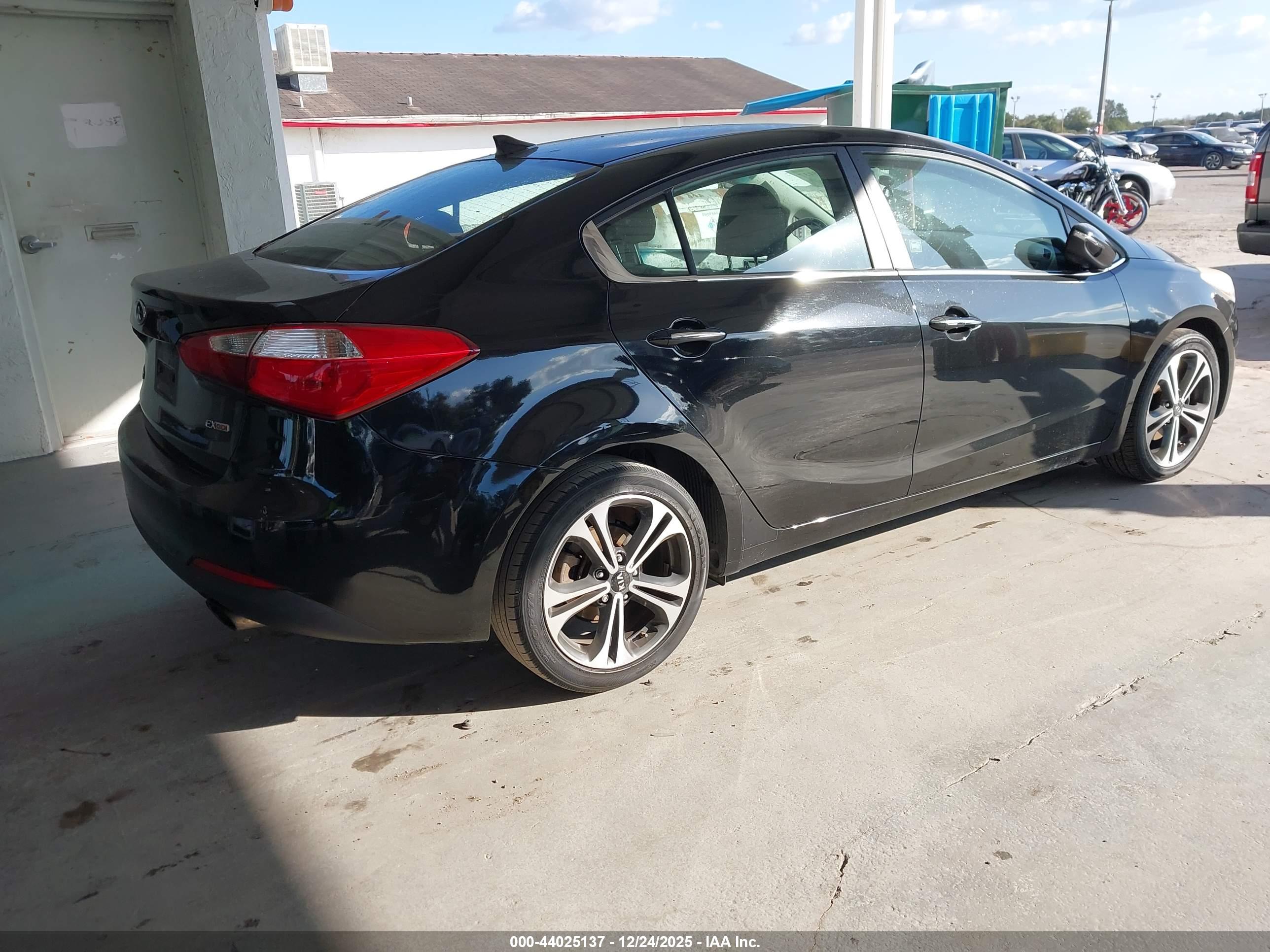 KIA FORTE image 4