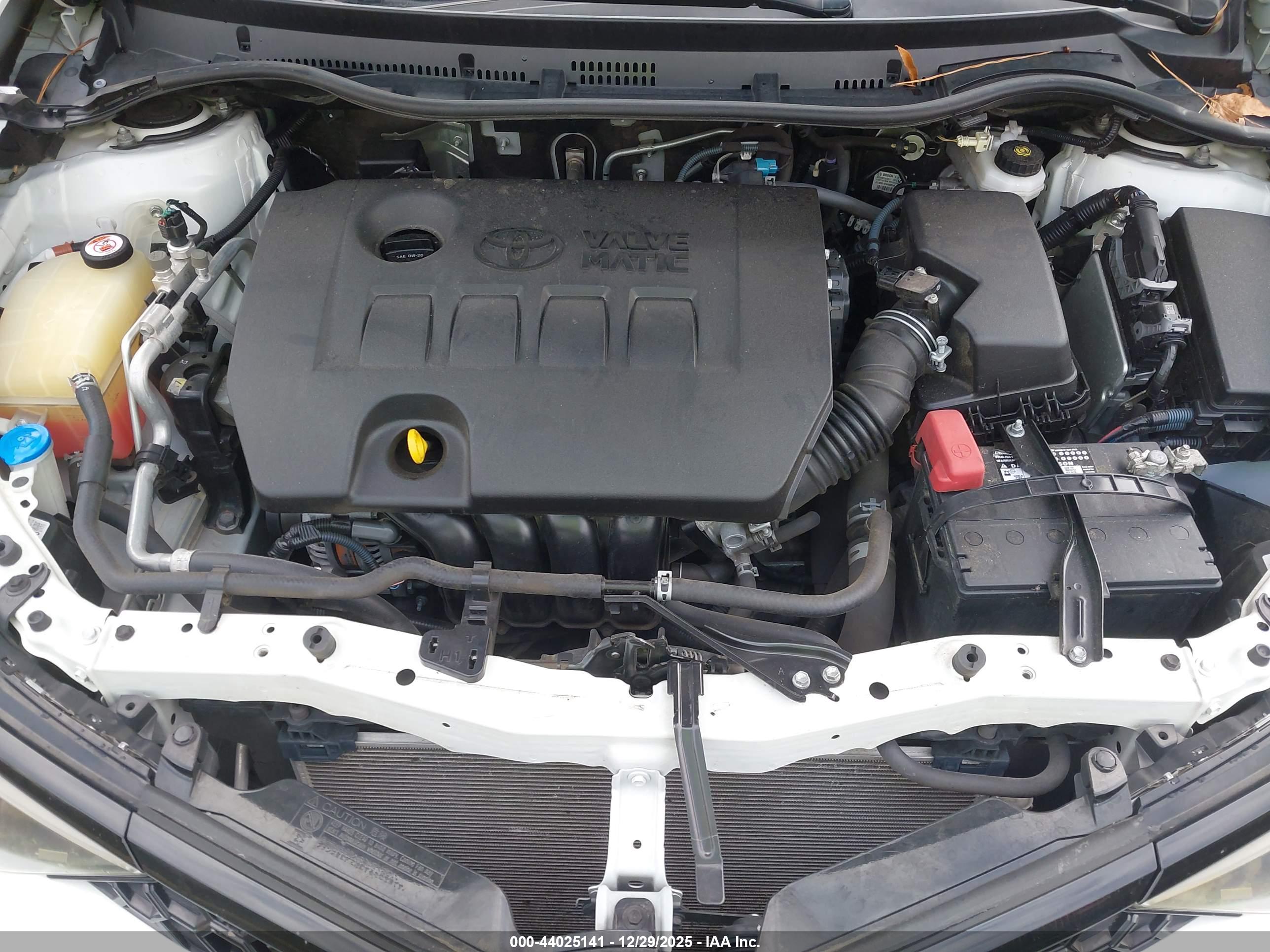 TOYOTA COROLLA image 10