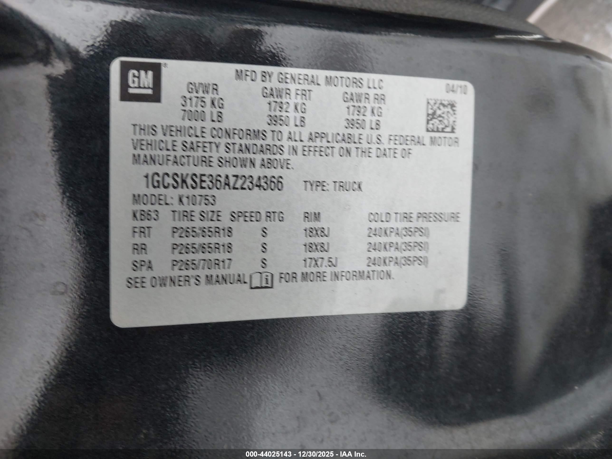 CHEVROLET SILVERADO image 9