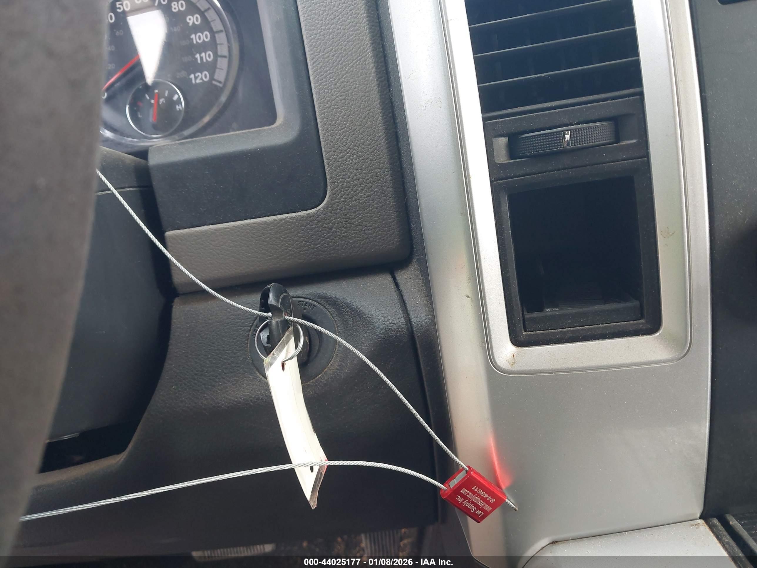 DODGE RAM image 11
