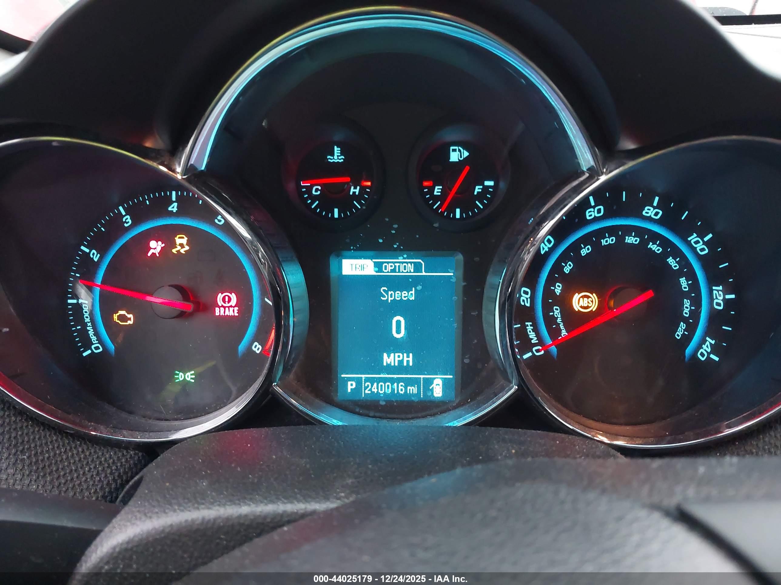 CHEVROLET CRUZE image 7