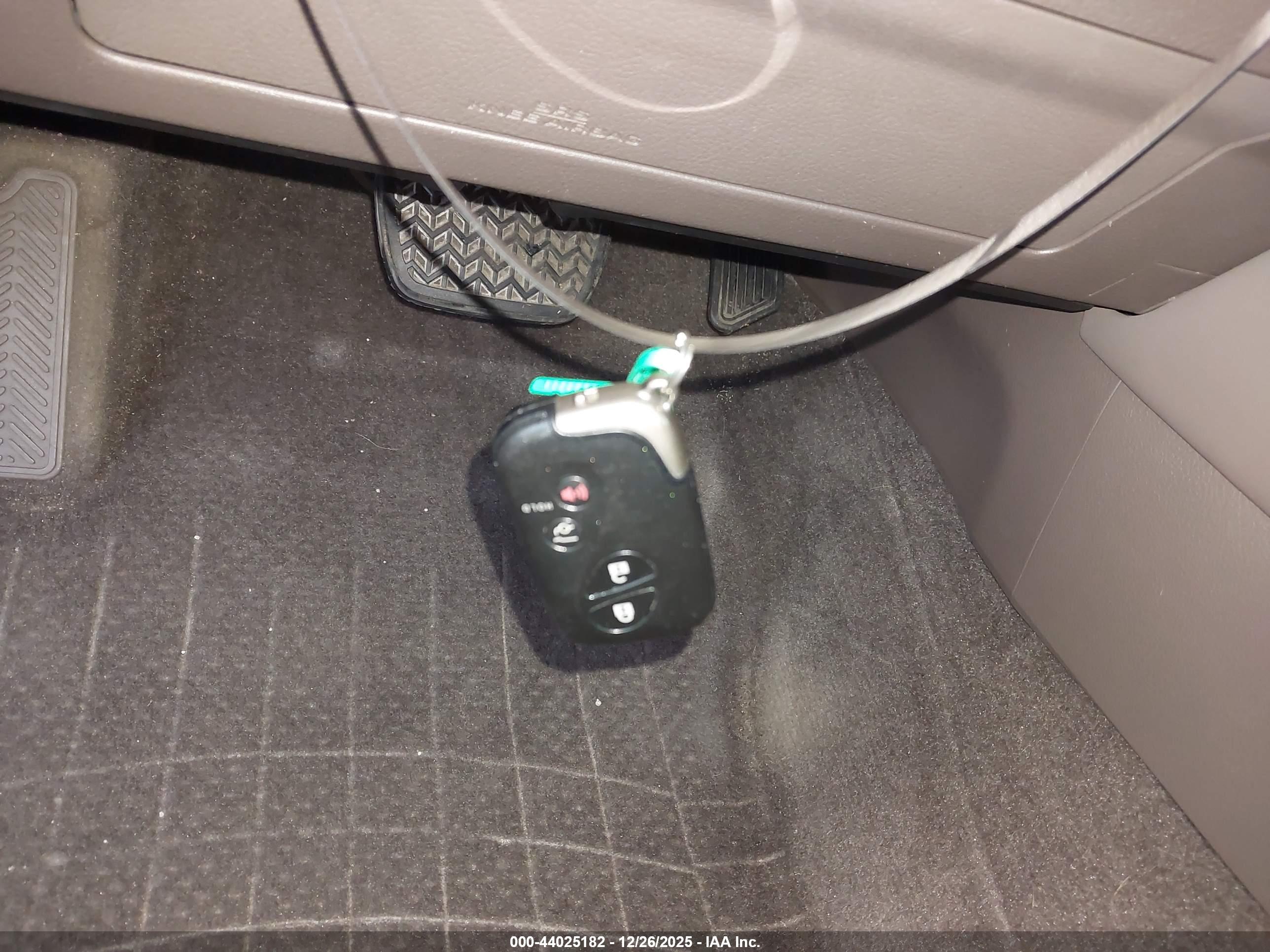 LEXUS GX image 11