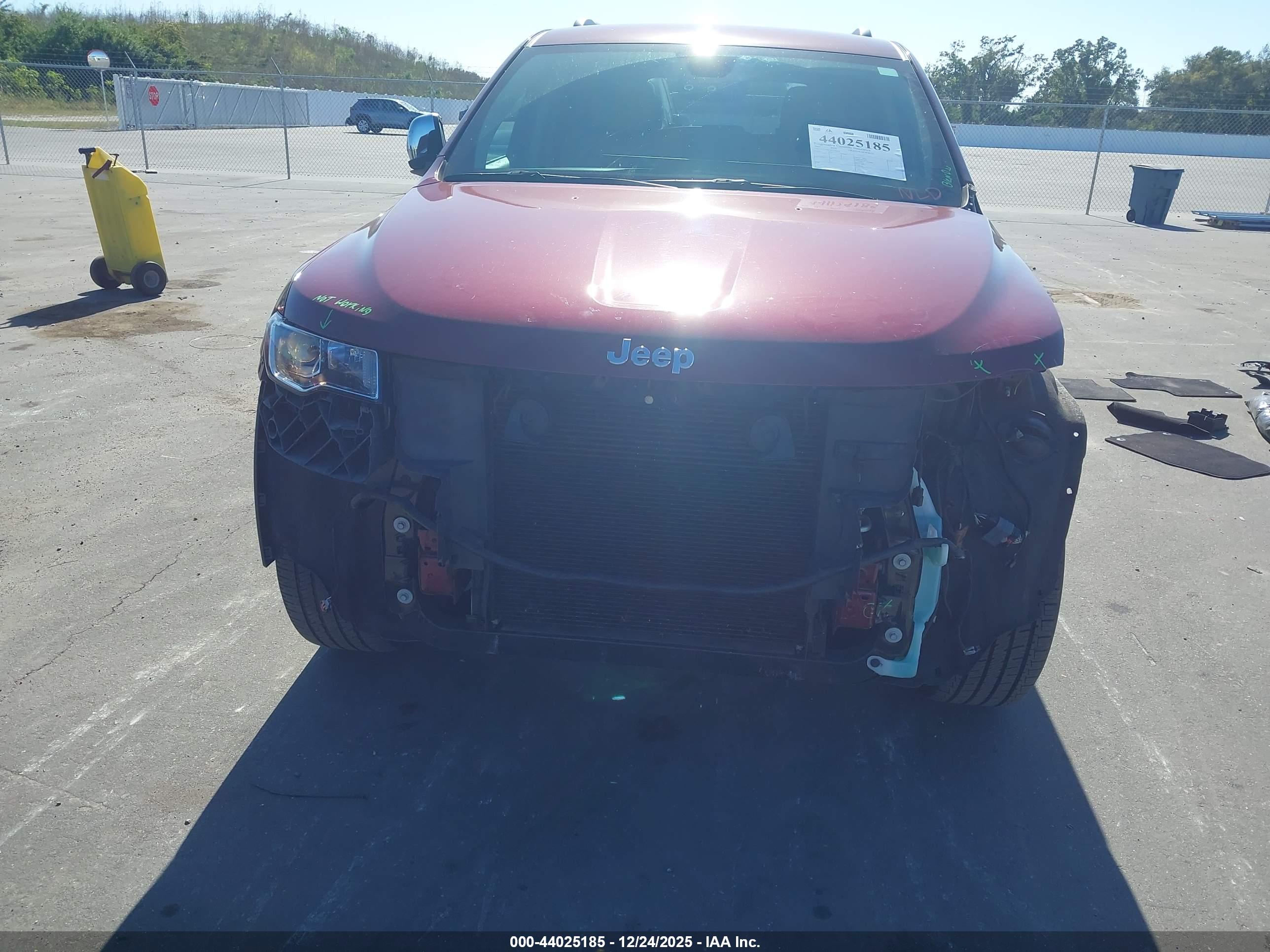 JEEP GRAND image 6