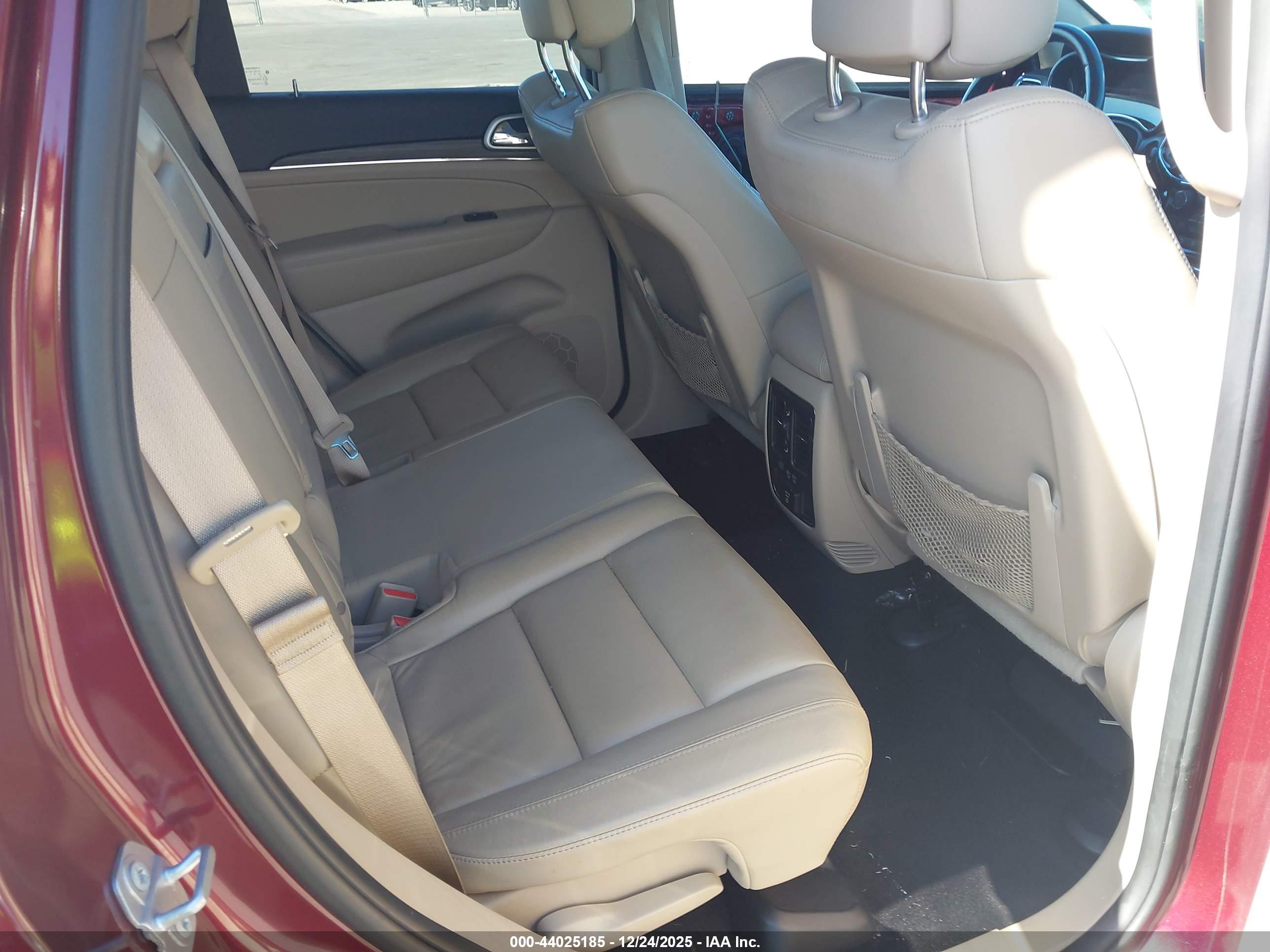 JEEP GRAND image 8
