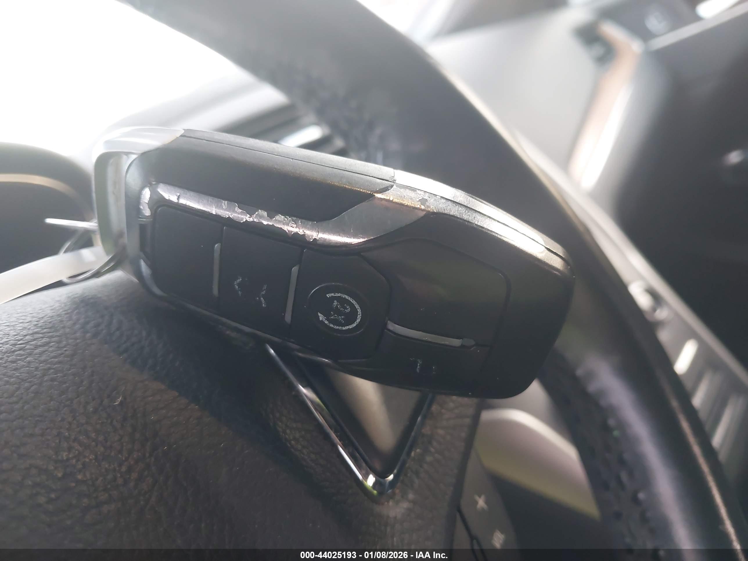 LINCOLN MKC image 11