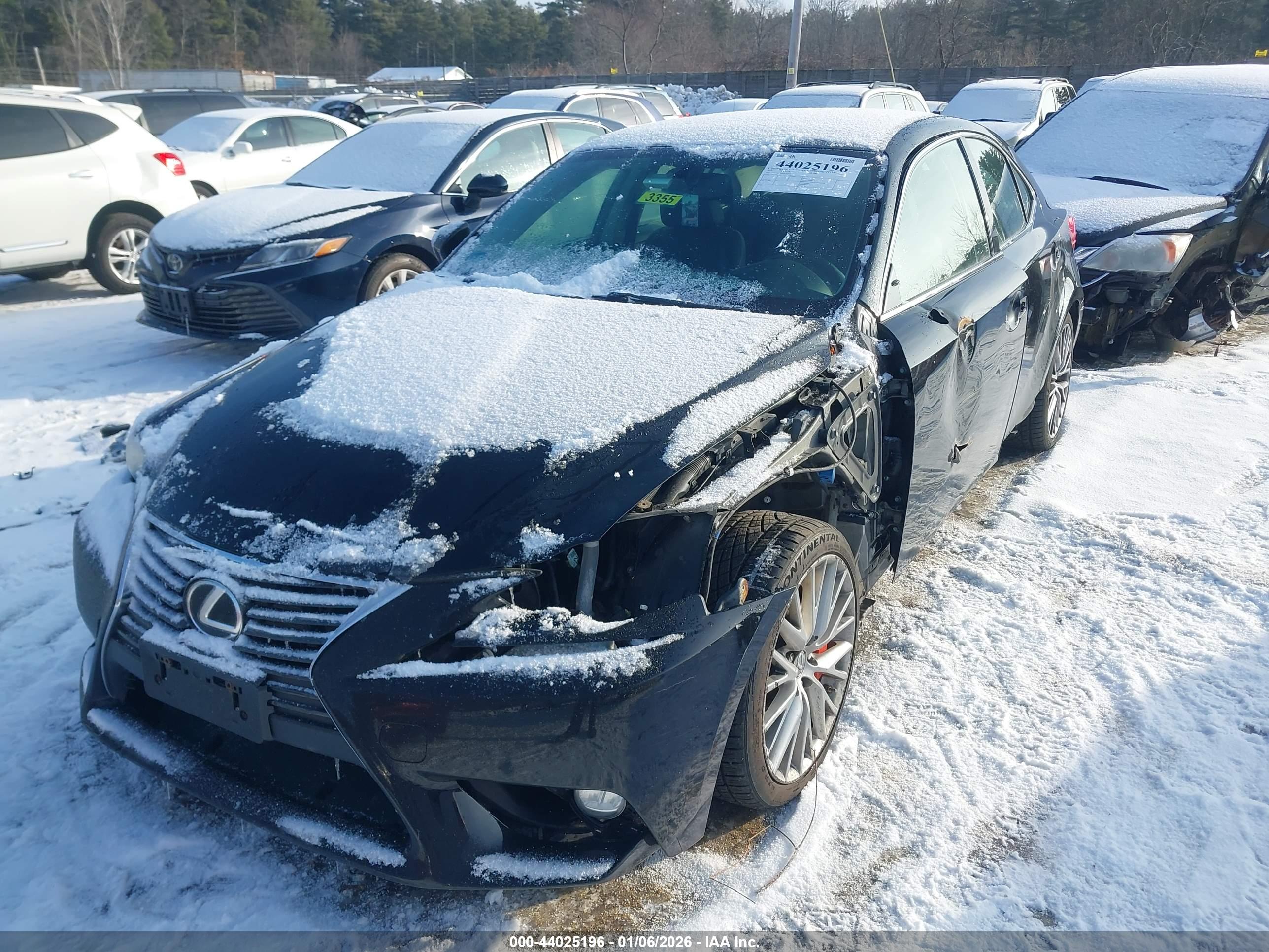 LEXUS IS image 6