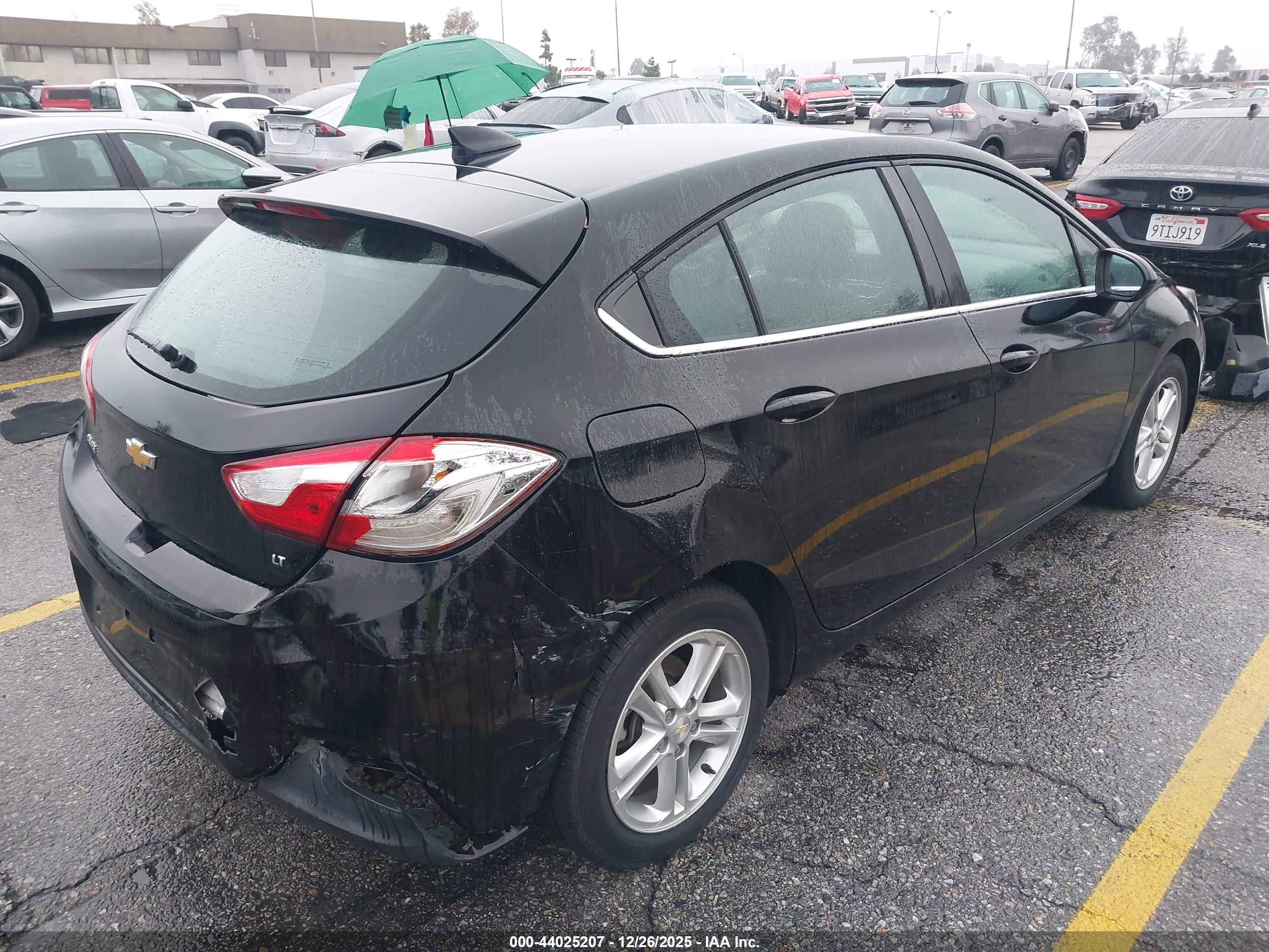 CHEVROLET CRUZE image 4