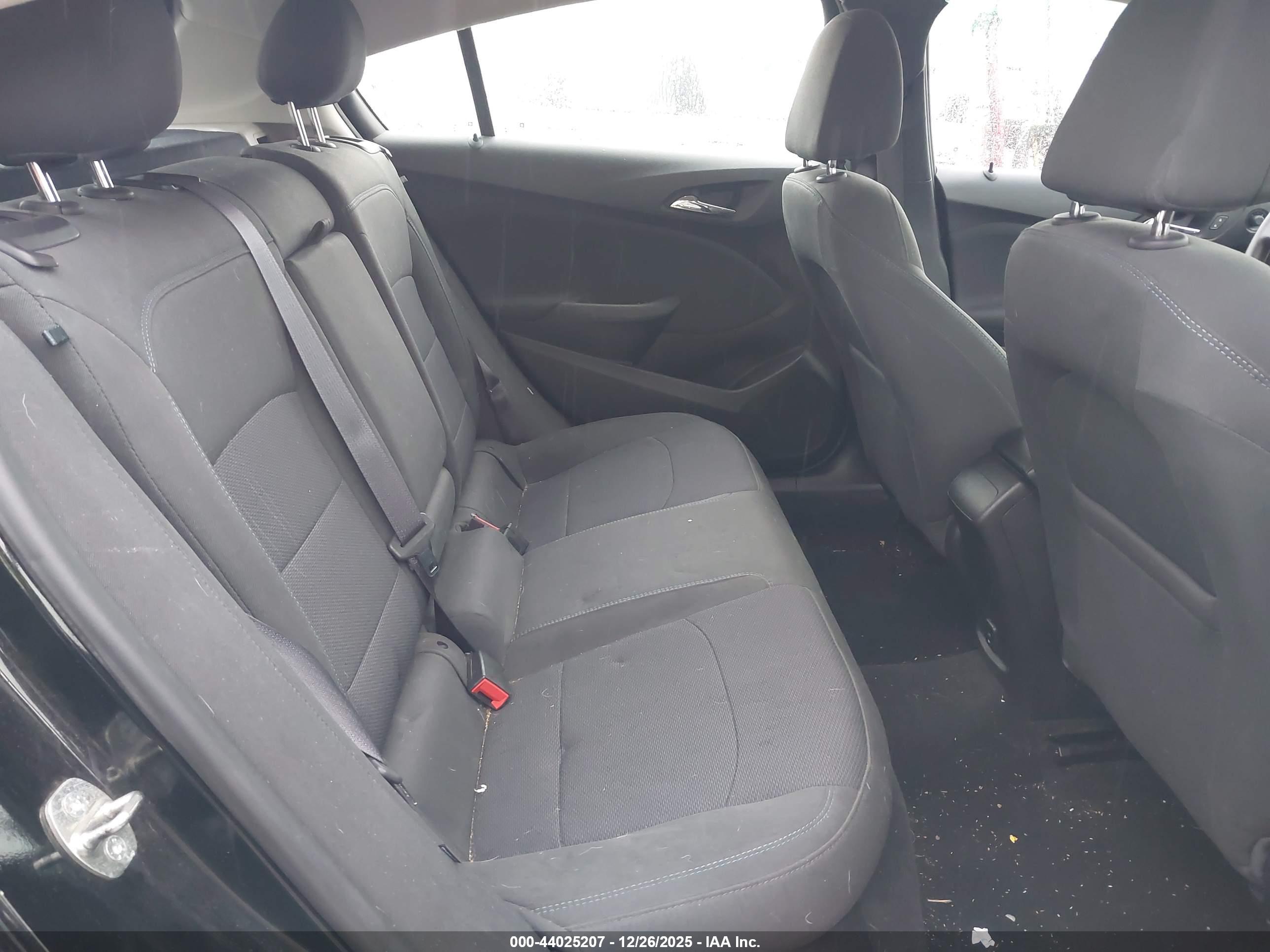 CHEVROLET CRUZE image 8