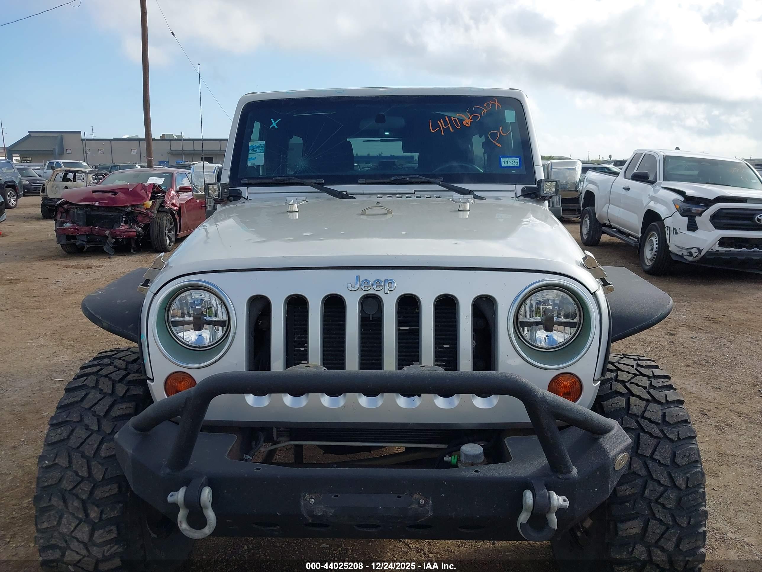 JEEP WRANGLER image 6