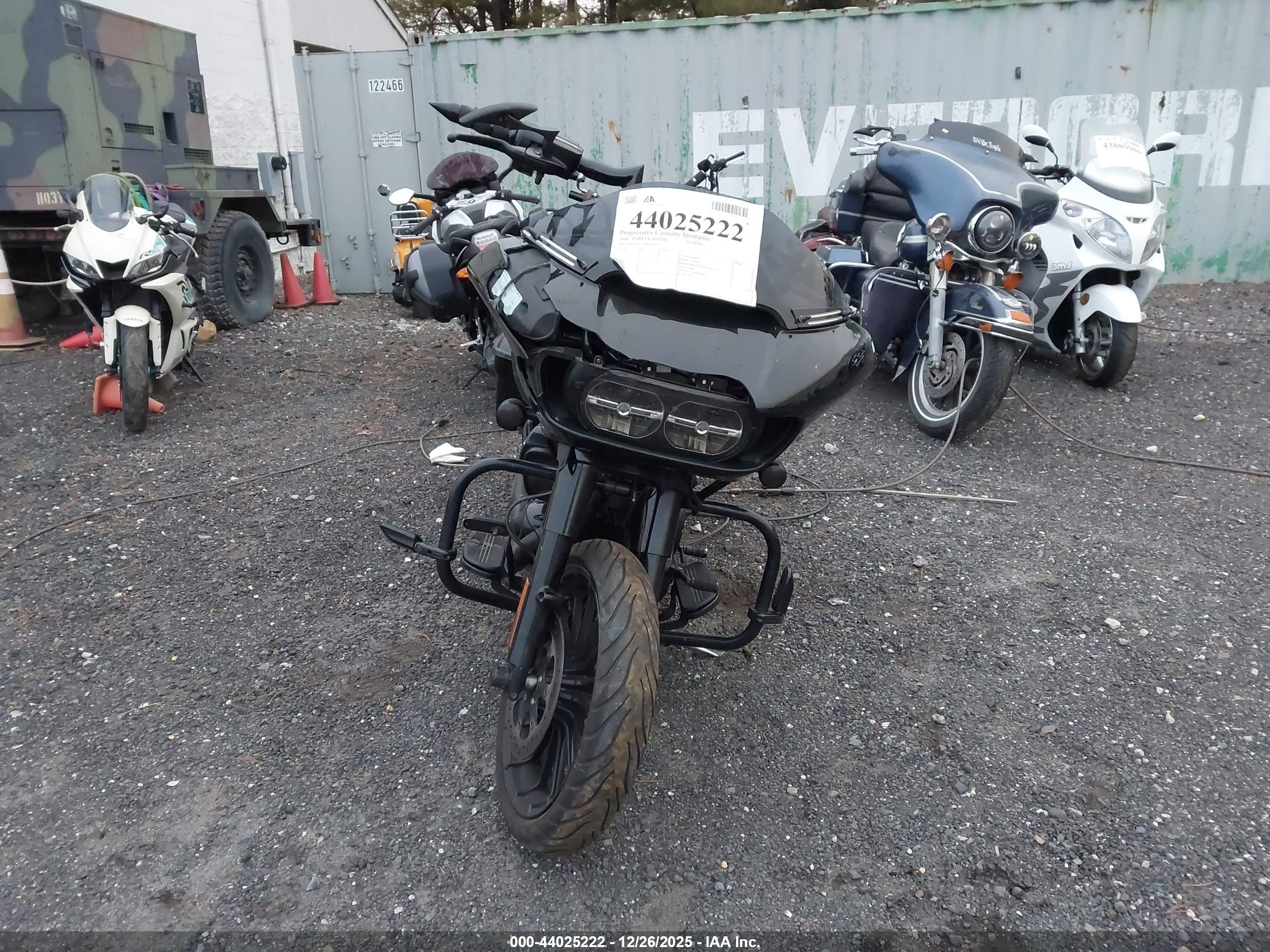 HARLEY-DAVIDSON FLTRXS image 5