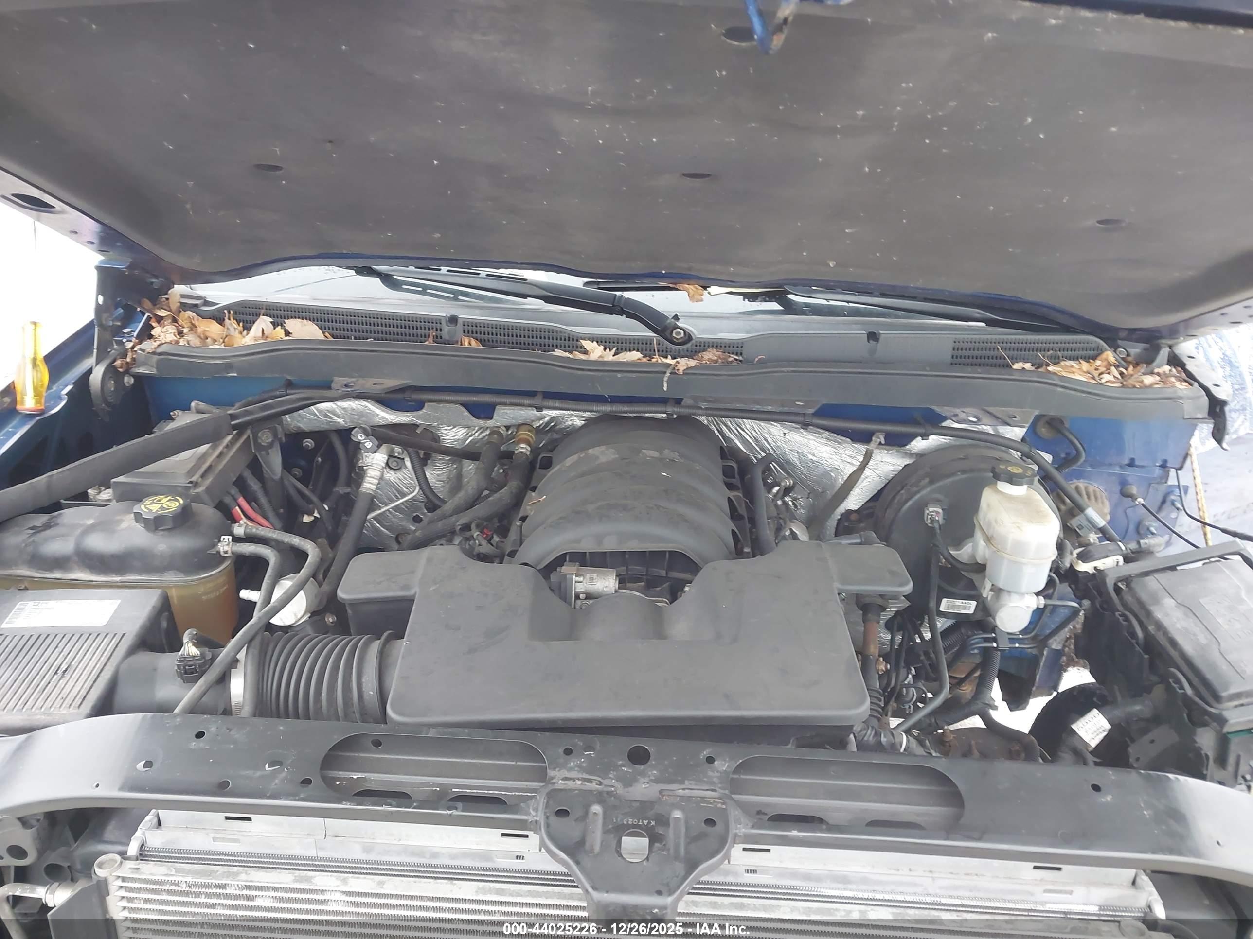 CHEVROLET SILVERADO image 10