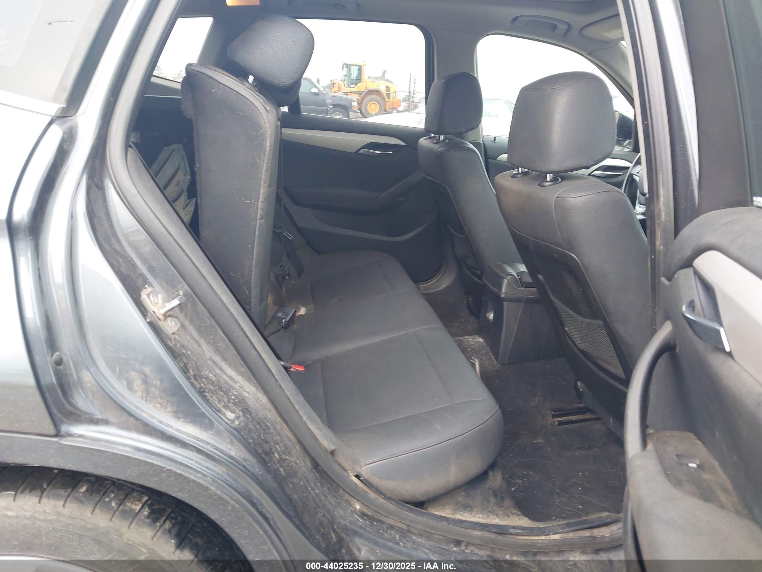 BMW X1 image 8