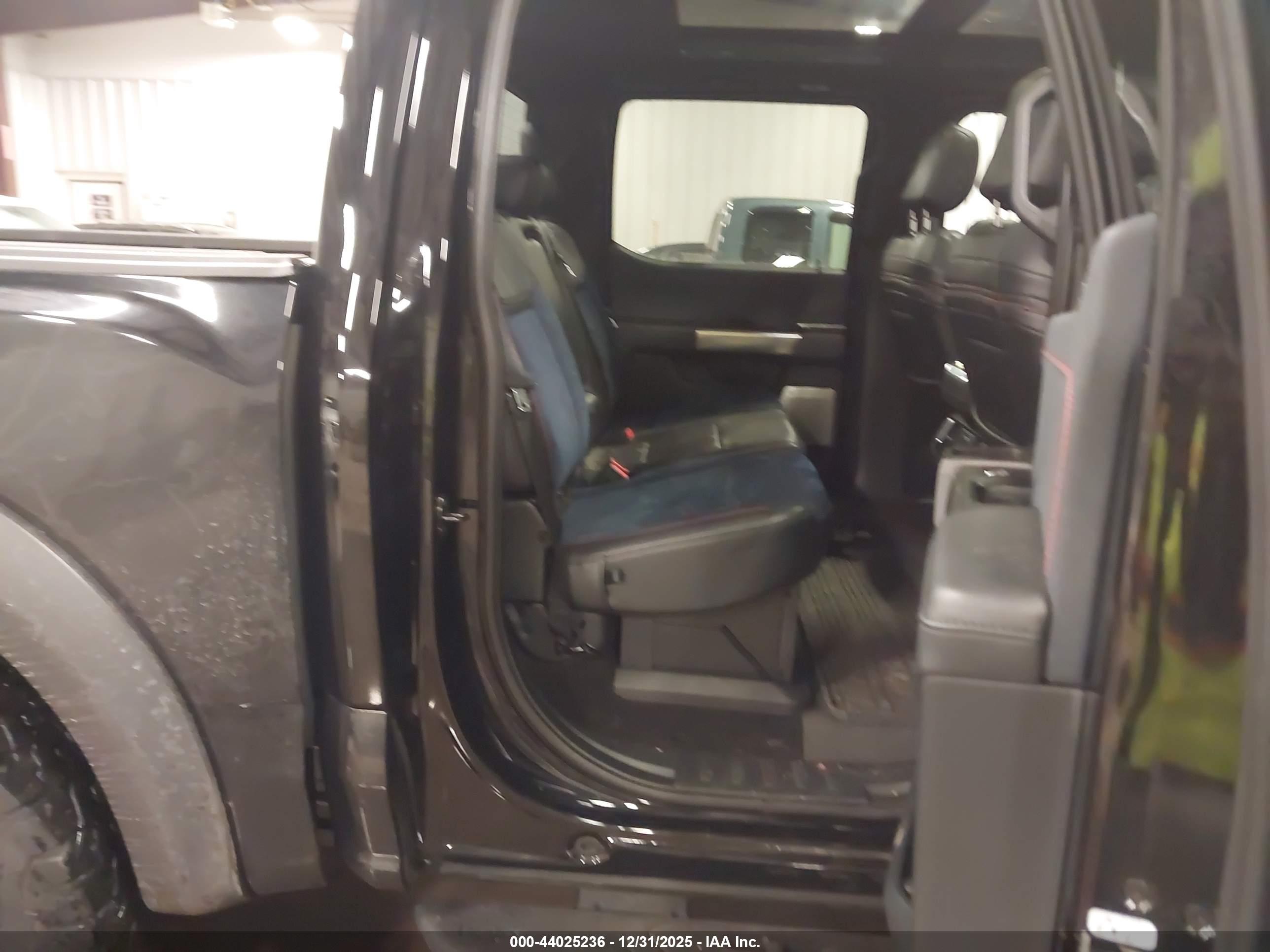 FORD F-150 image 8