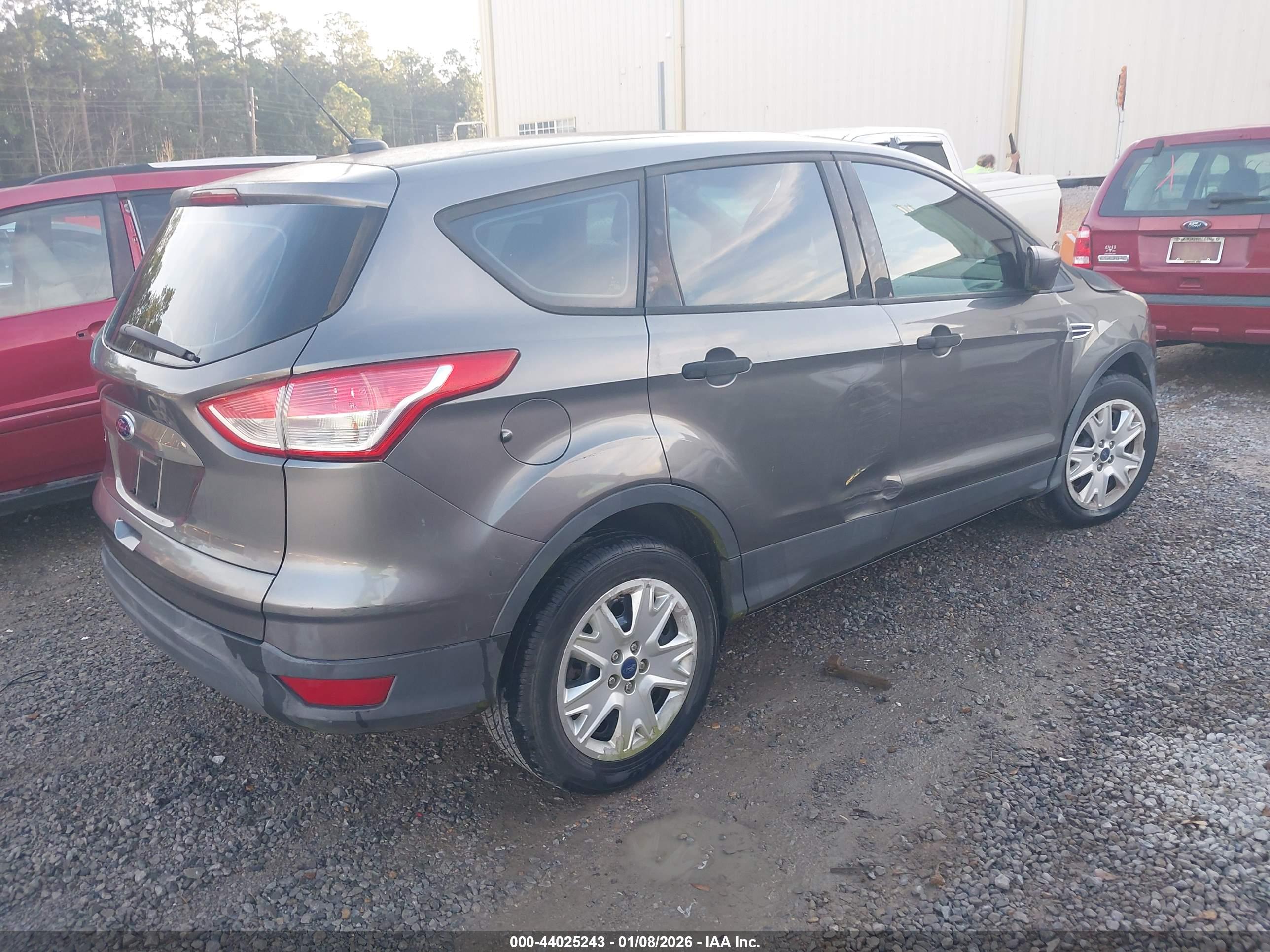 FORD ESCAPE image 4