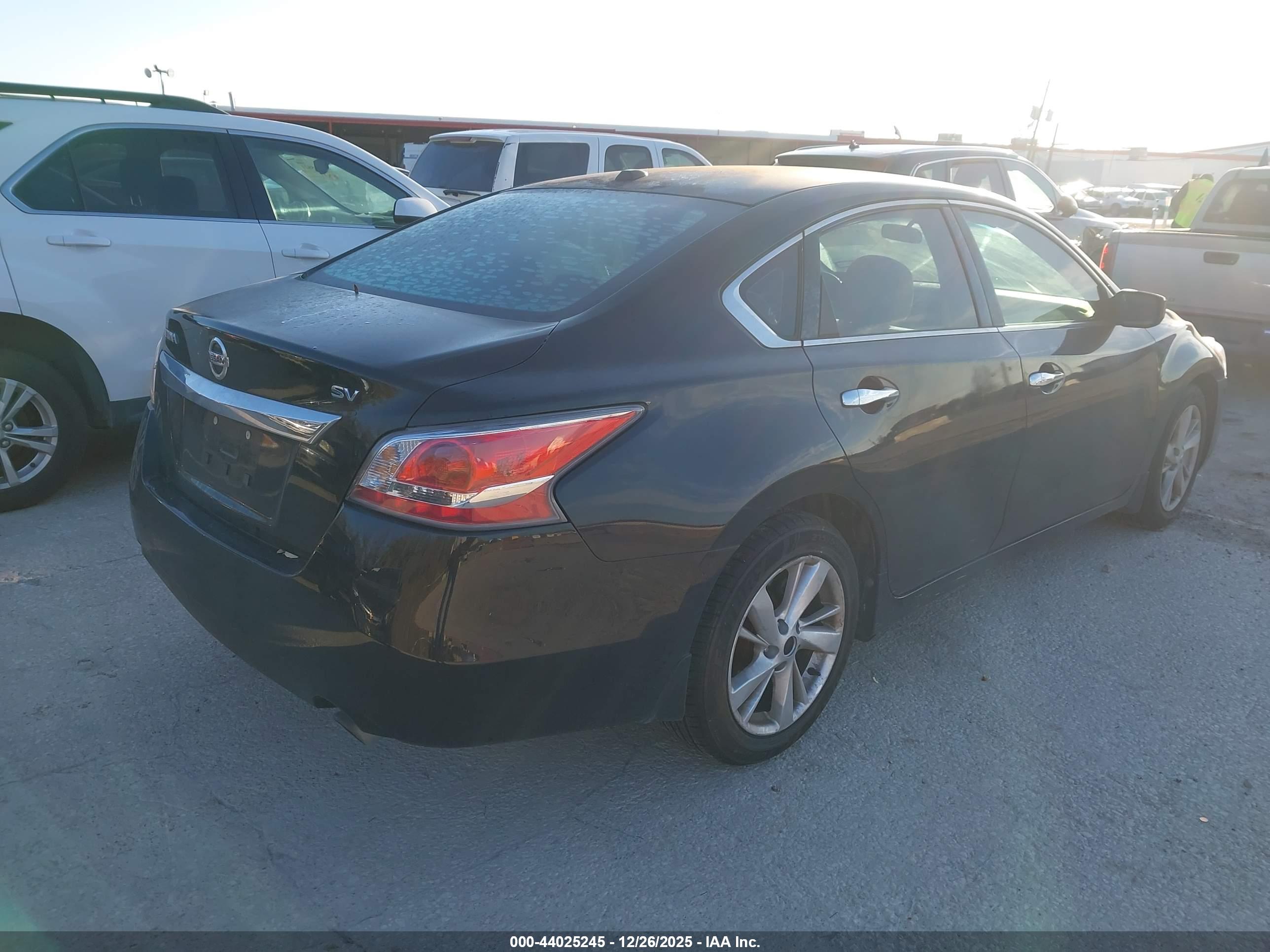 NISSAN ALTIMA image 4