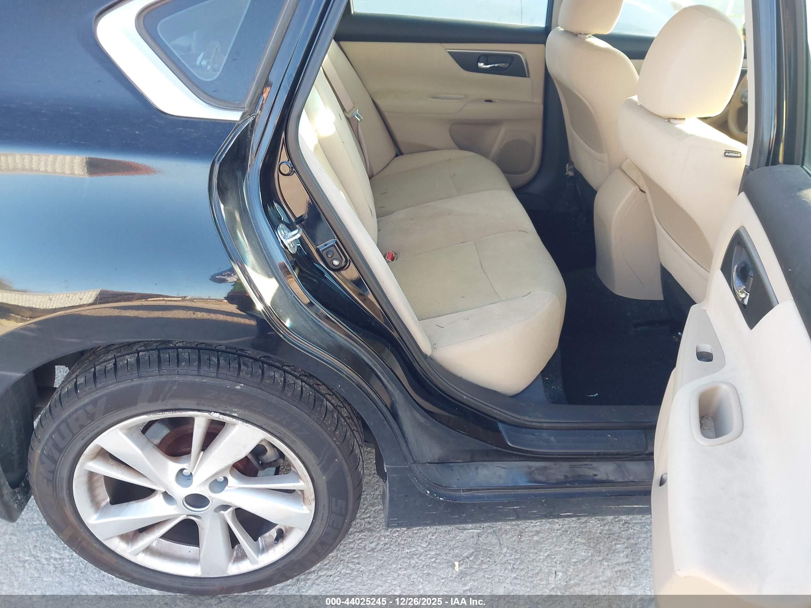 NISSAN ALTIMA image 8