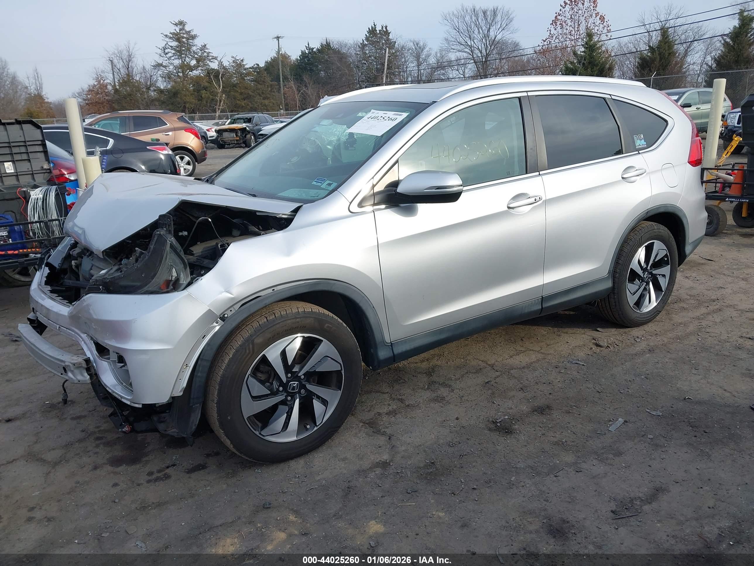 HONDA CR-V image 2