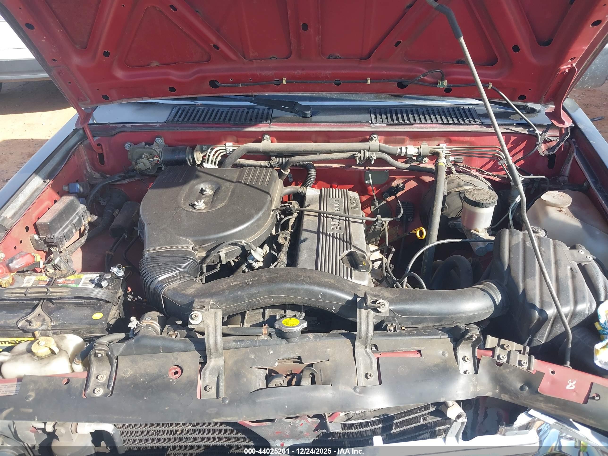 NISSAN TRUCK image 10