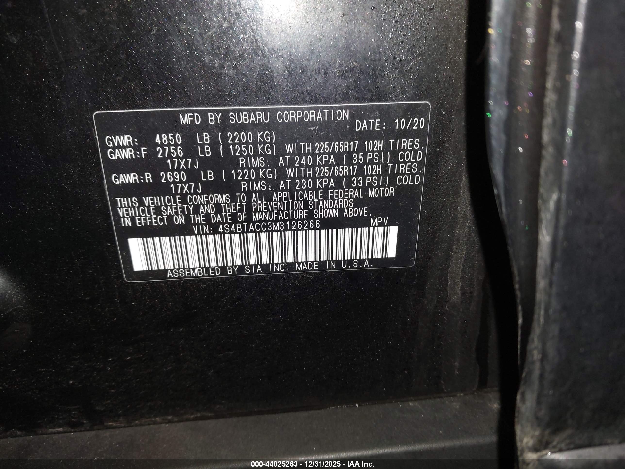 SUBARU OUTBACK image 9
