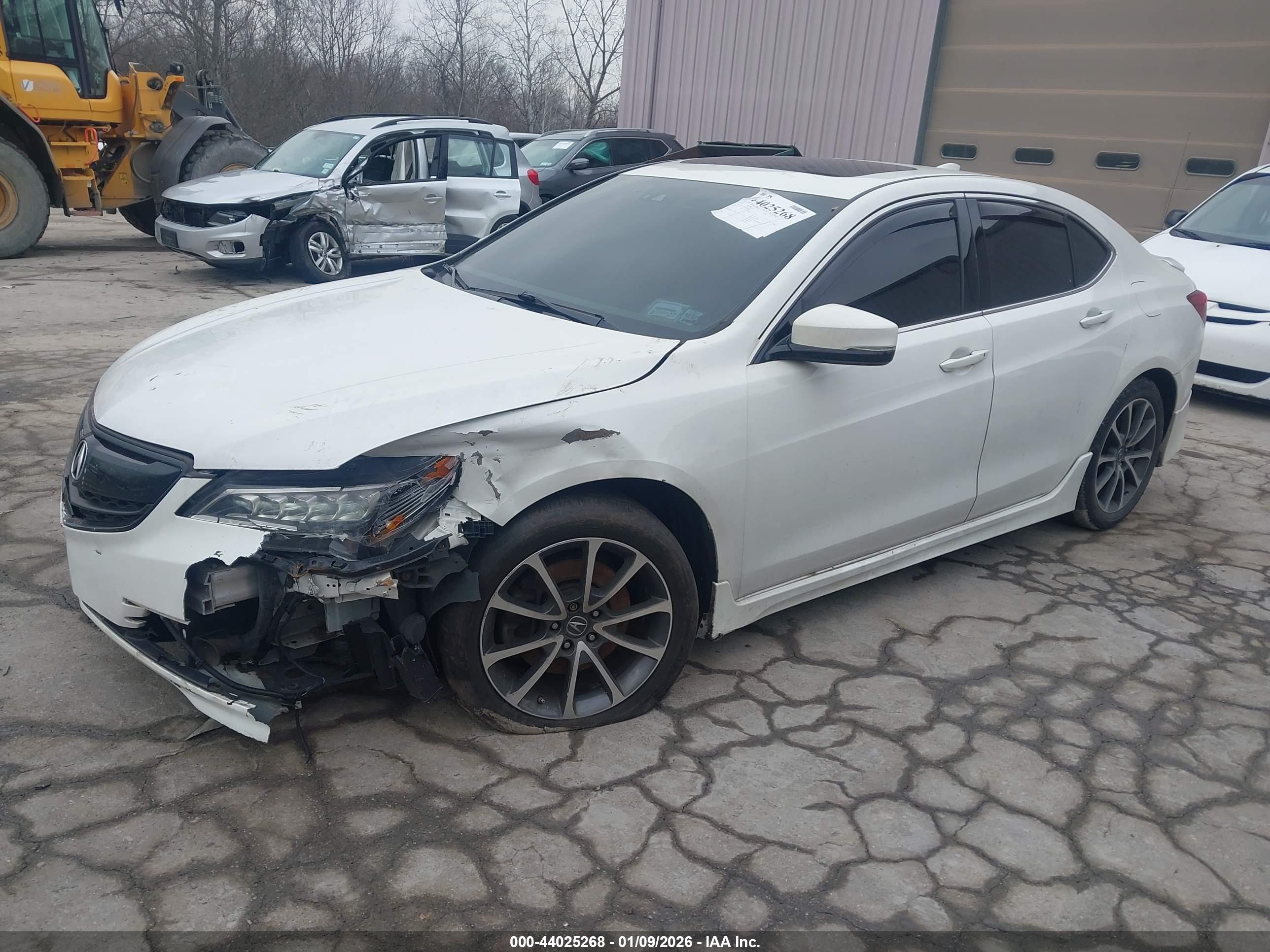 ACURA TLX image 2