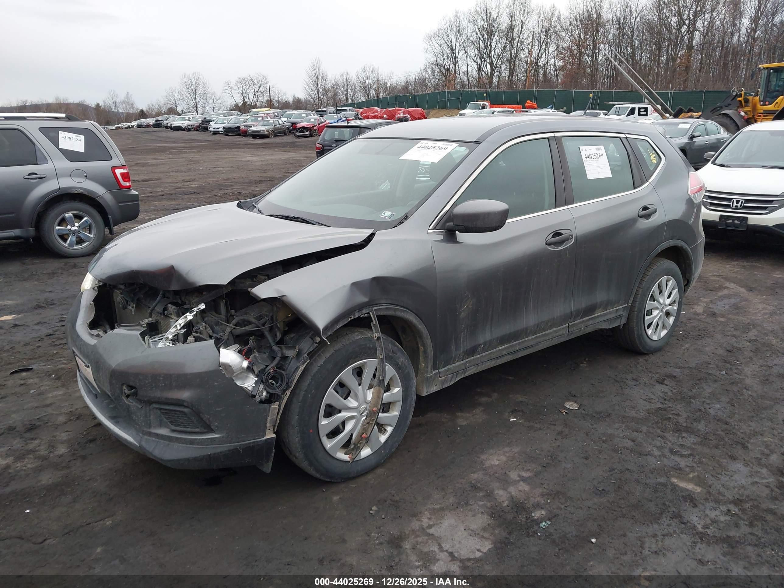 NISSAN ROGUE image 2