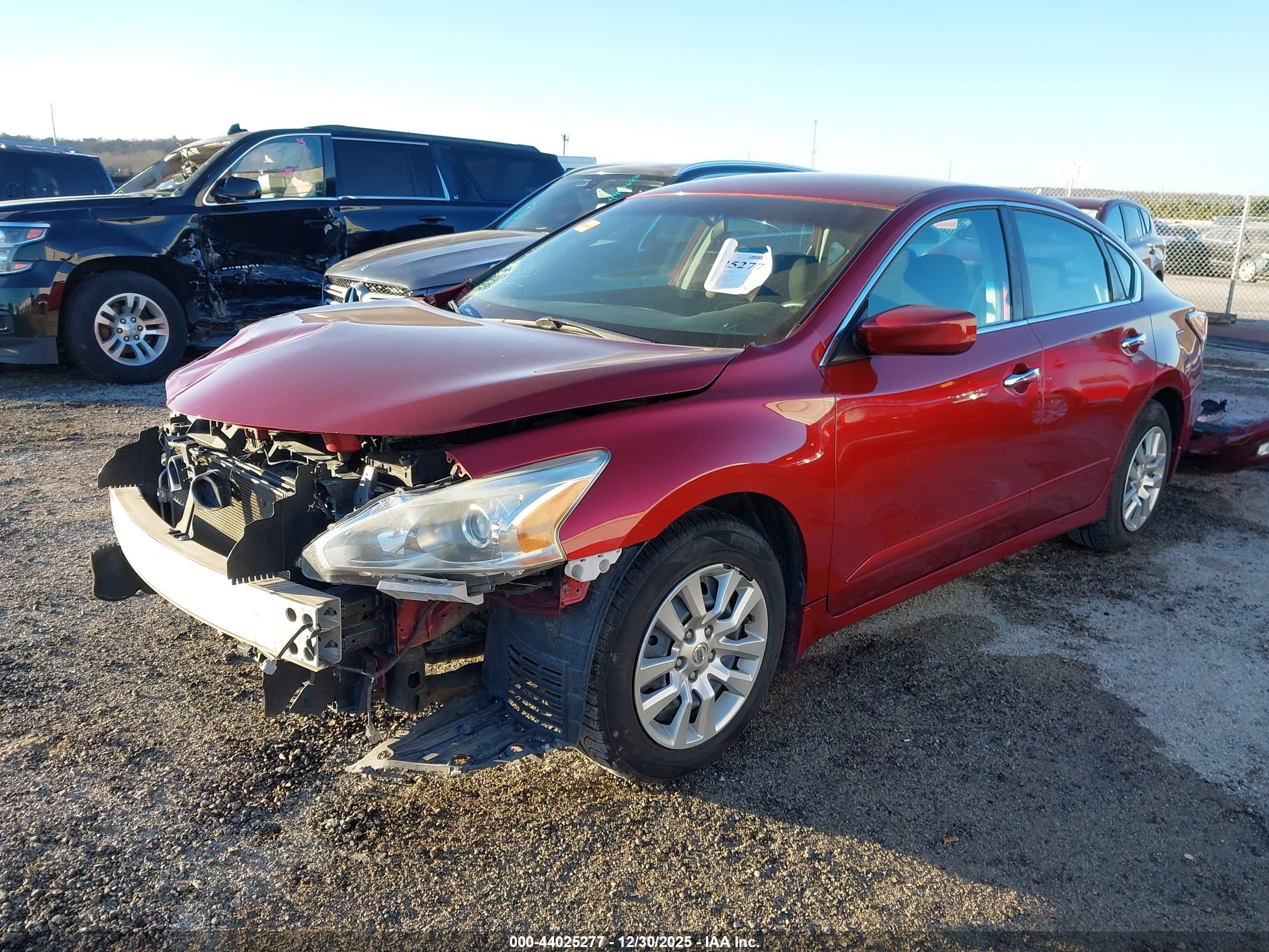 NISSAN ALTIMA image 2