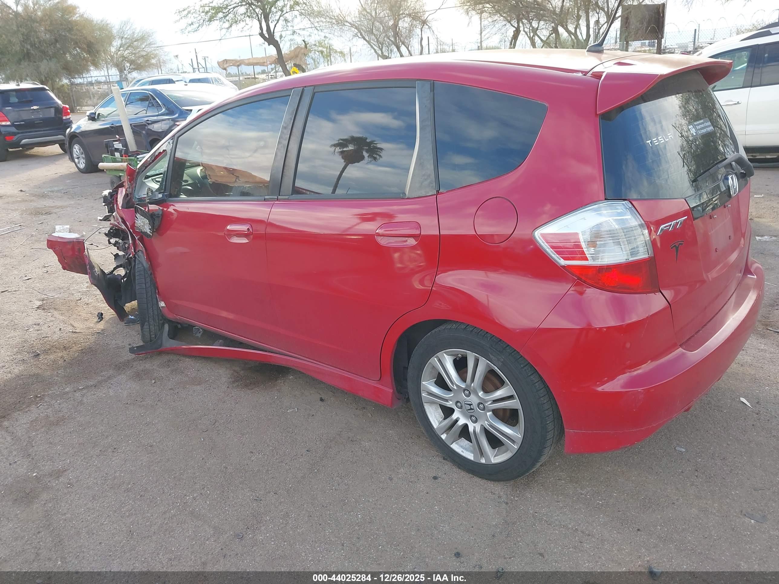 HONDA FIT image 3