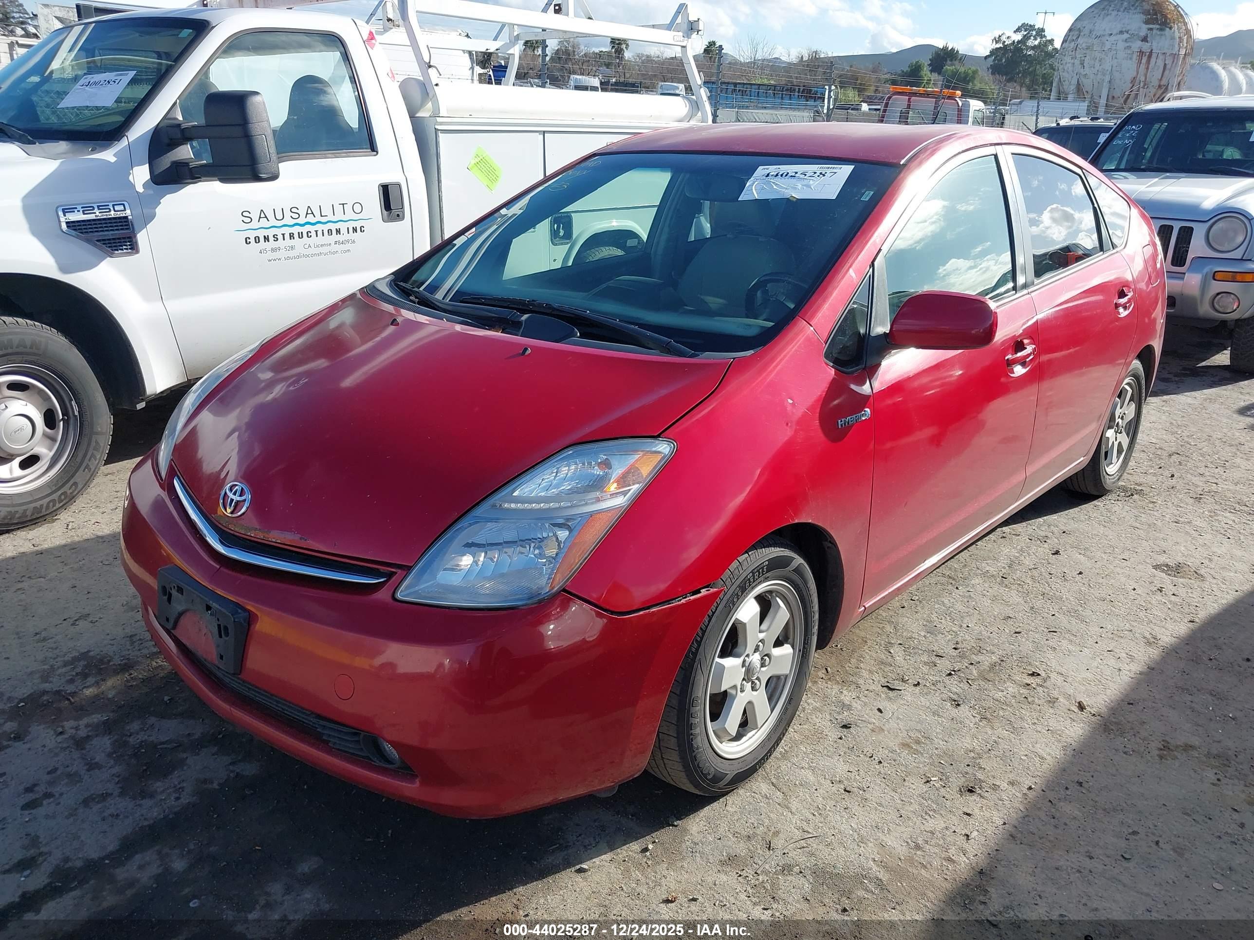 TOYOTA PRIUS image 2