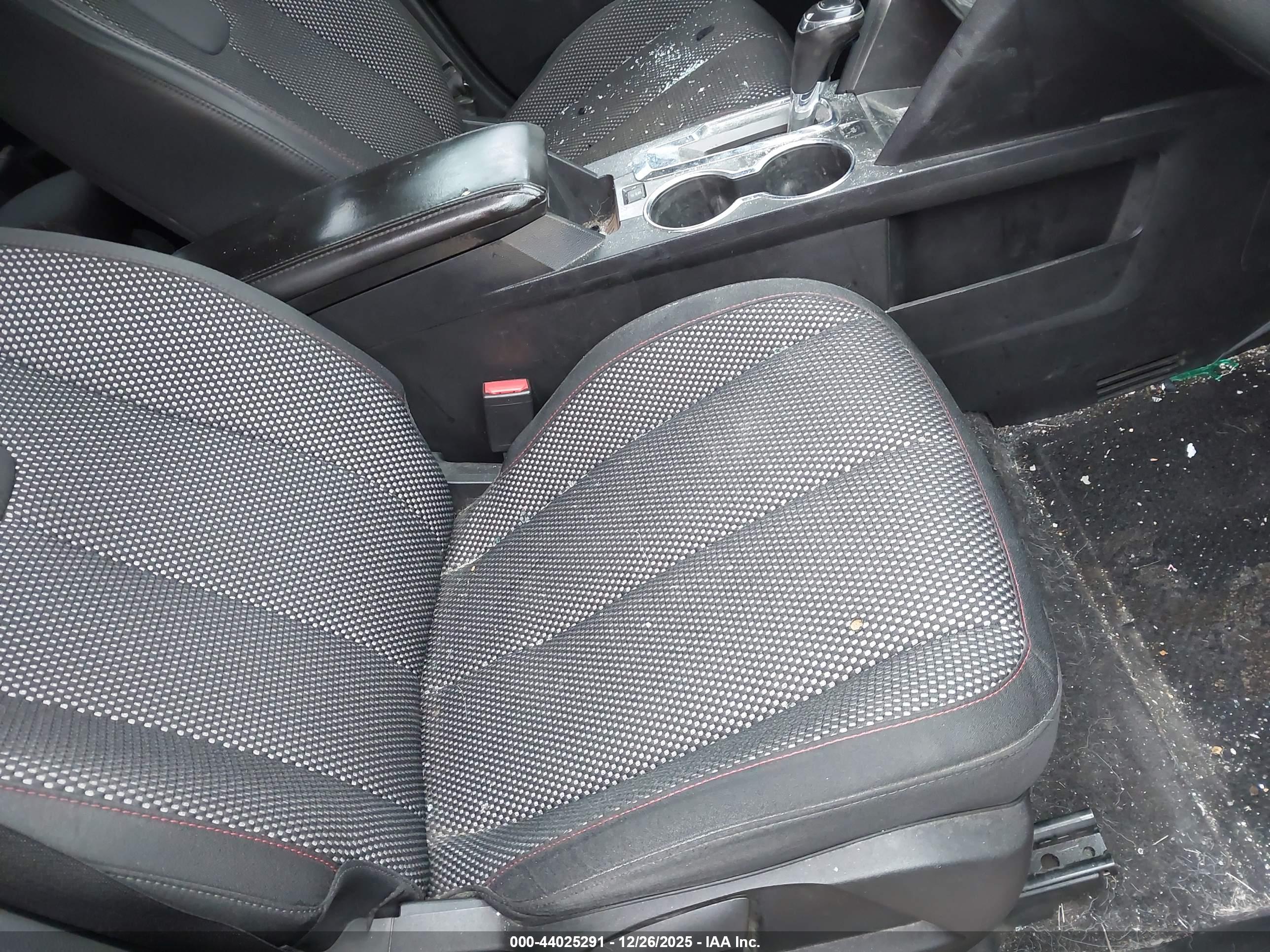 CHEVROLET EQUINOX image 5
