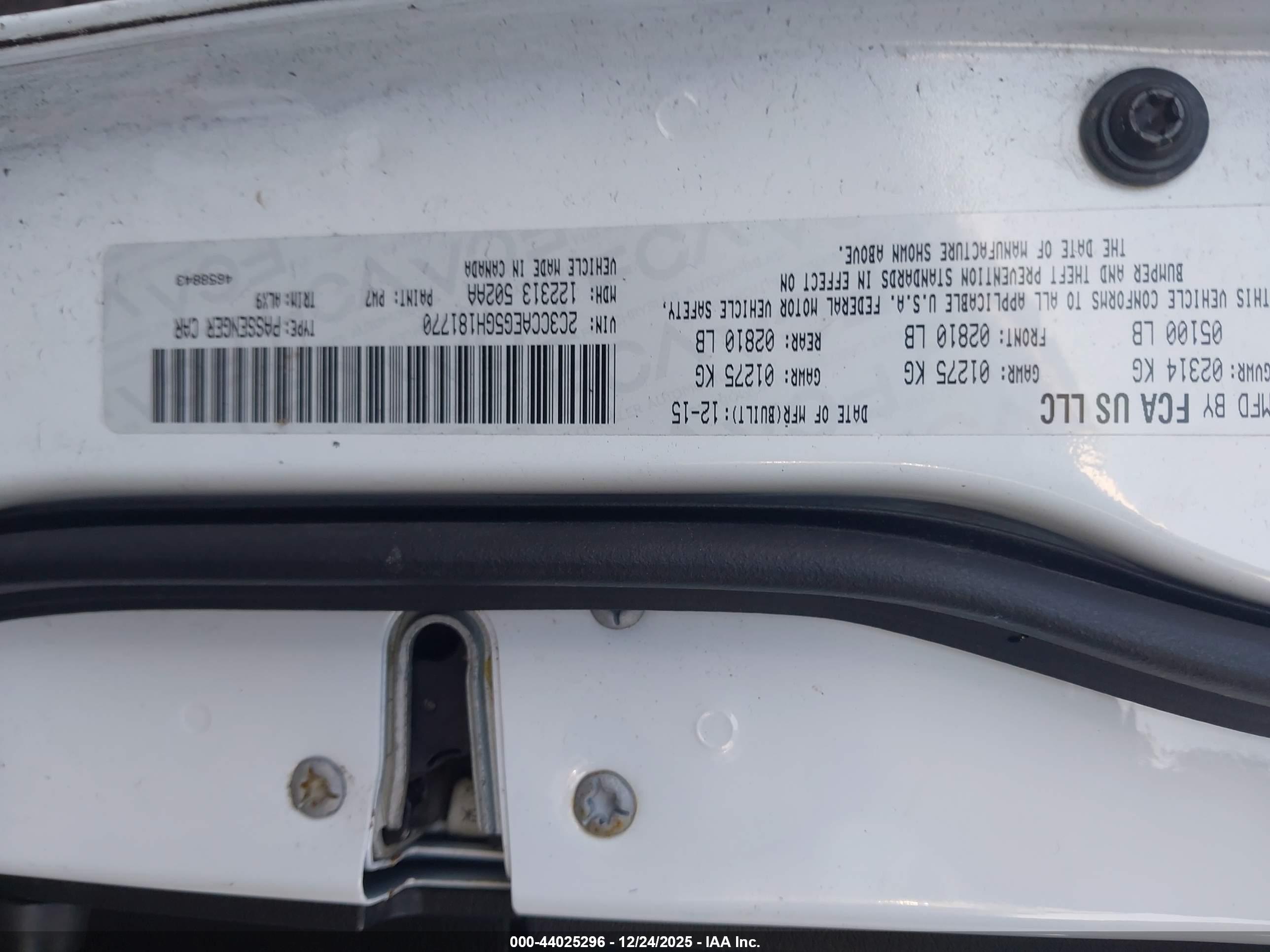 CHRYSLER 300C image 9