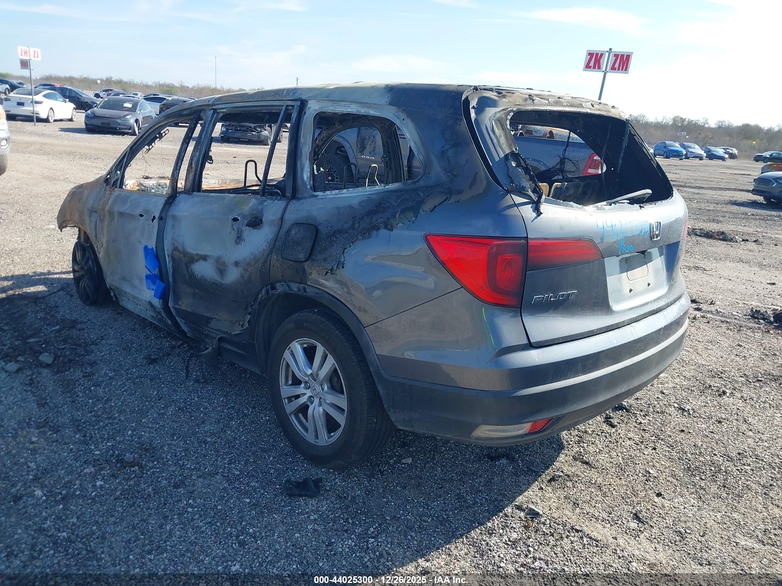HONDA PILOT image 3