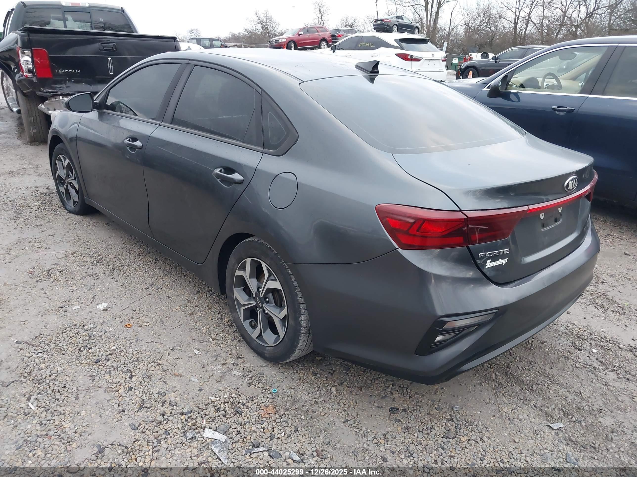 KIA FORTE image 3