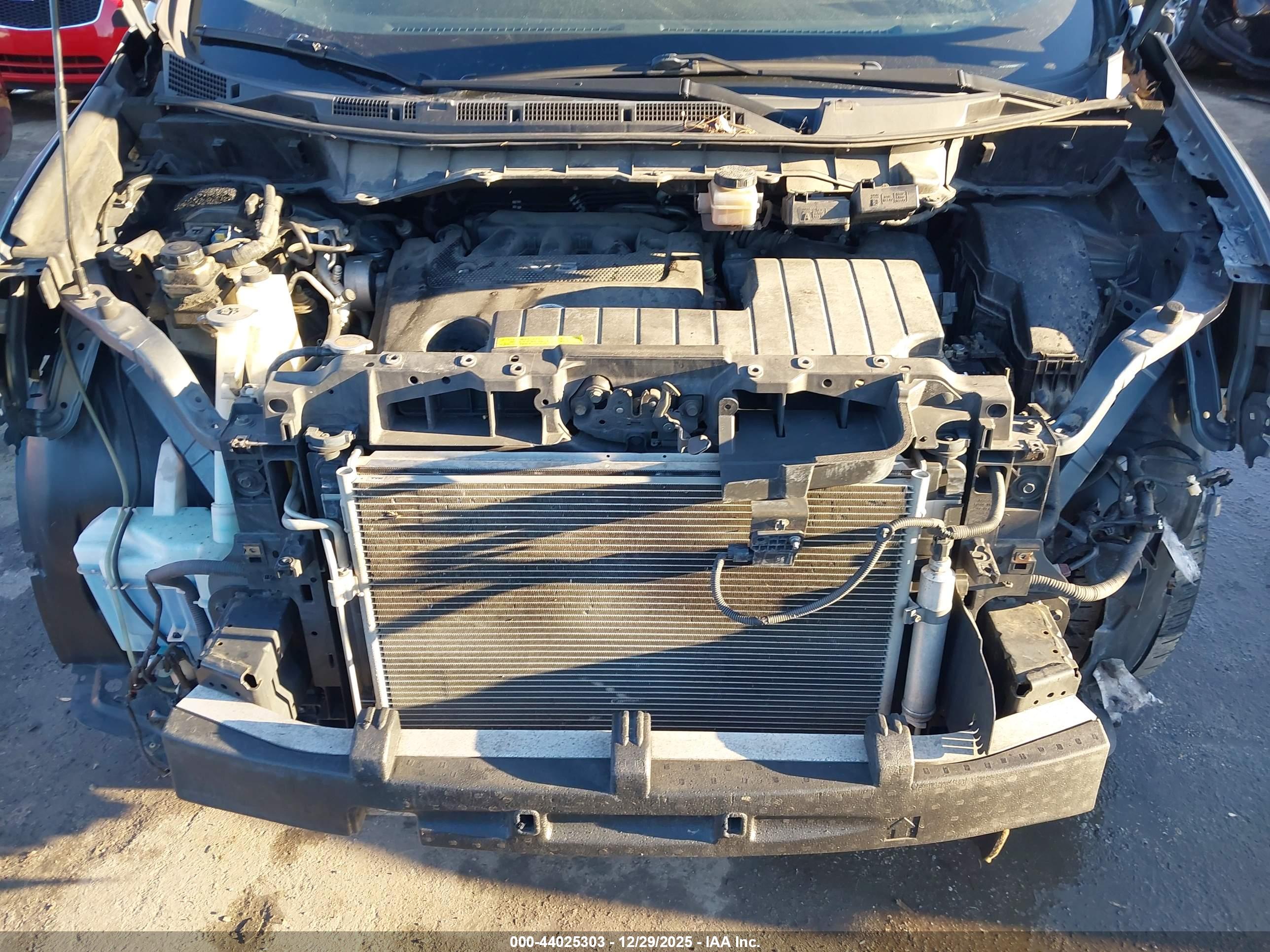 NISSAN QUEST image 10