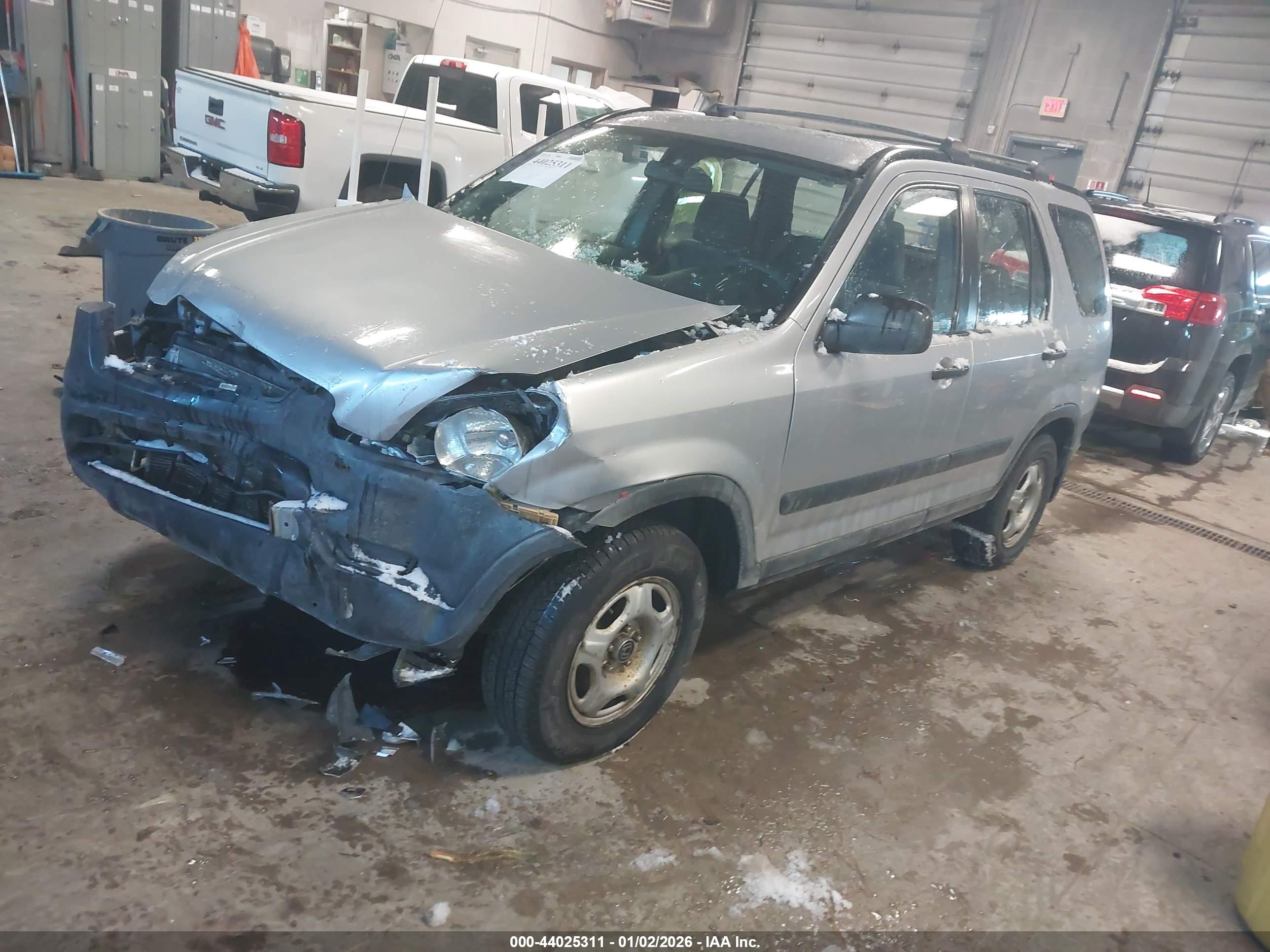 HONDA CR-V image 2
