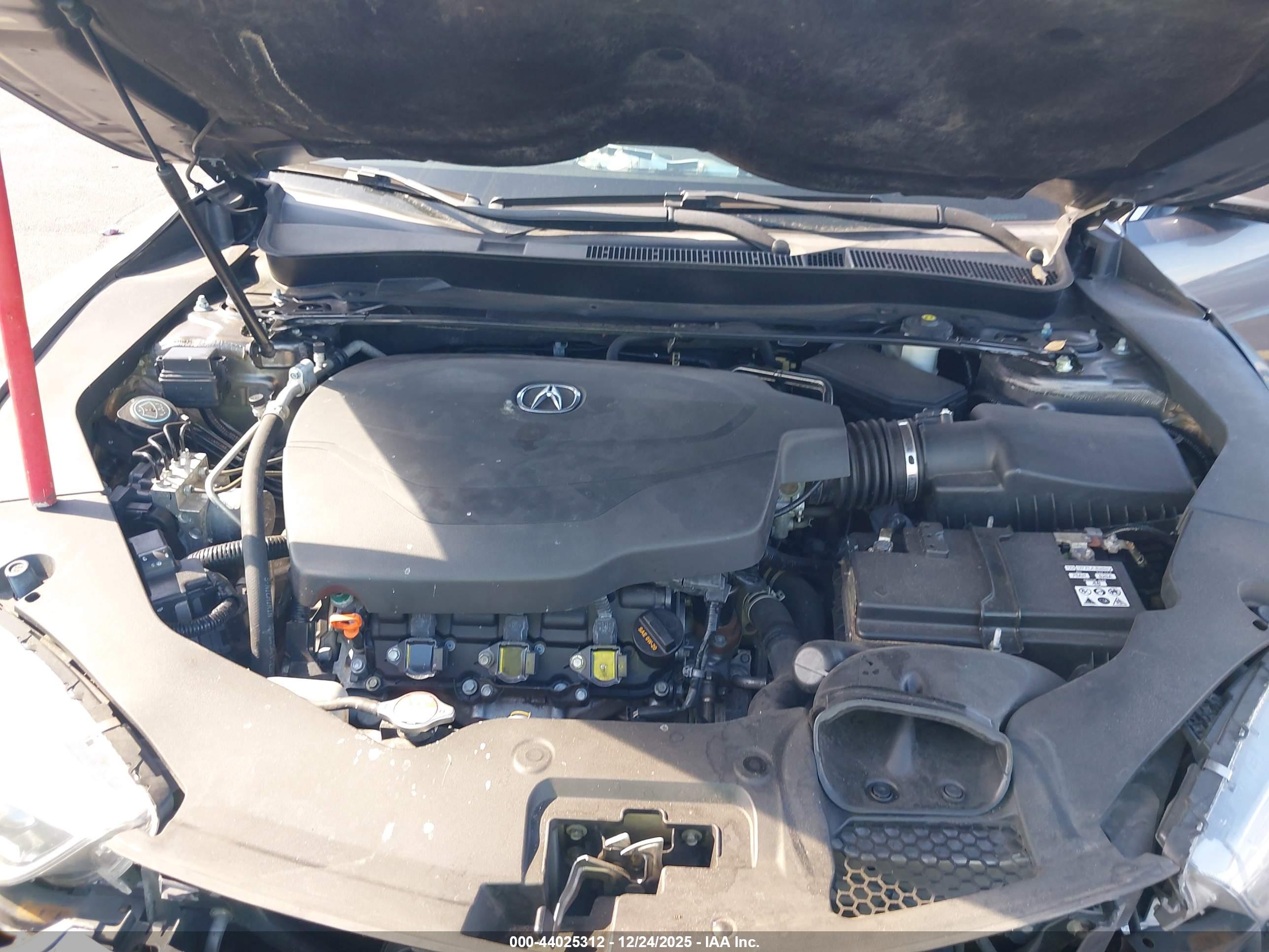 ACURA TLX image 10