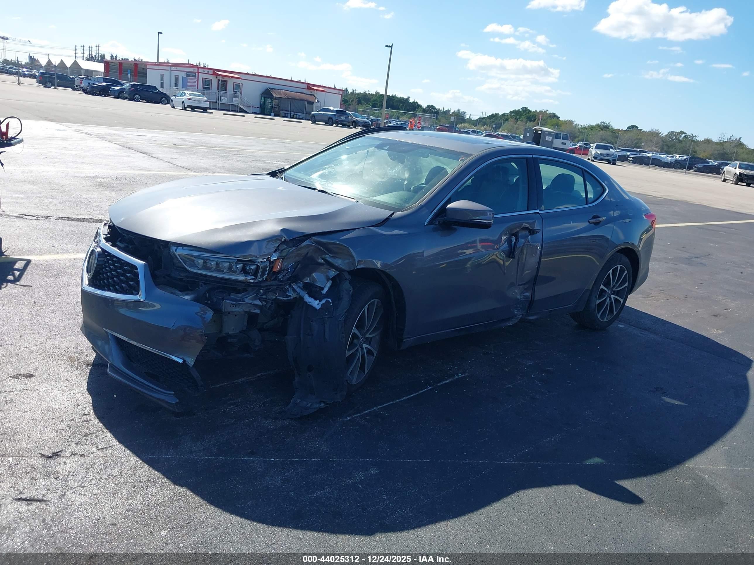ACURA TLX image 2