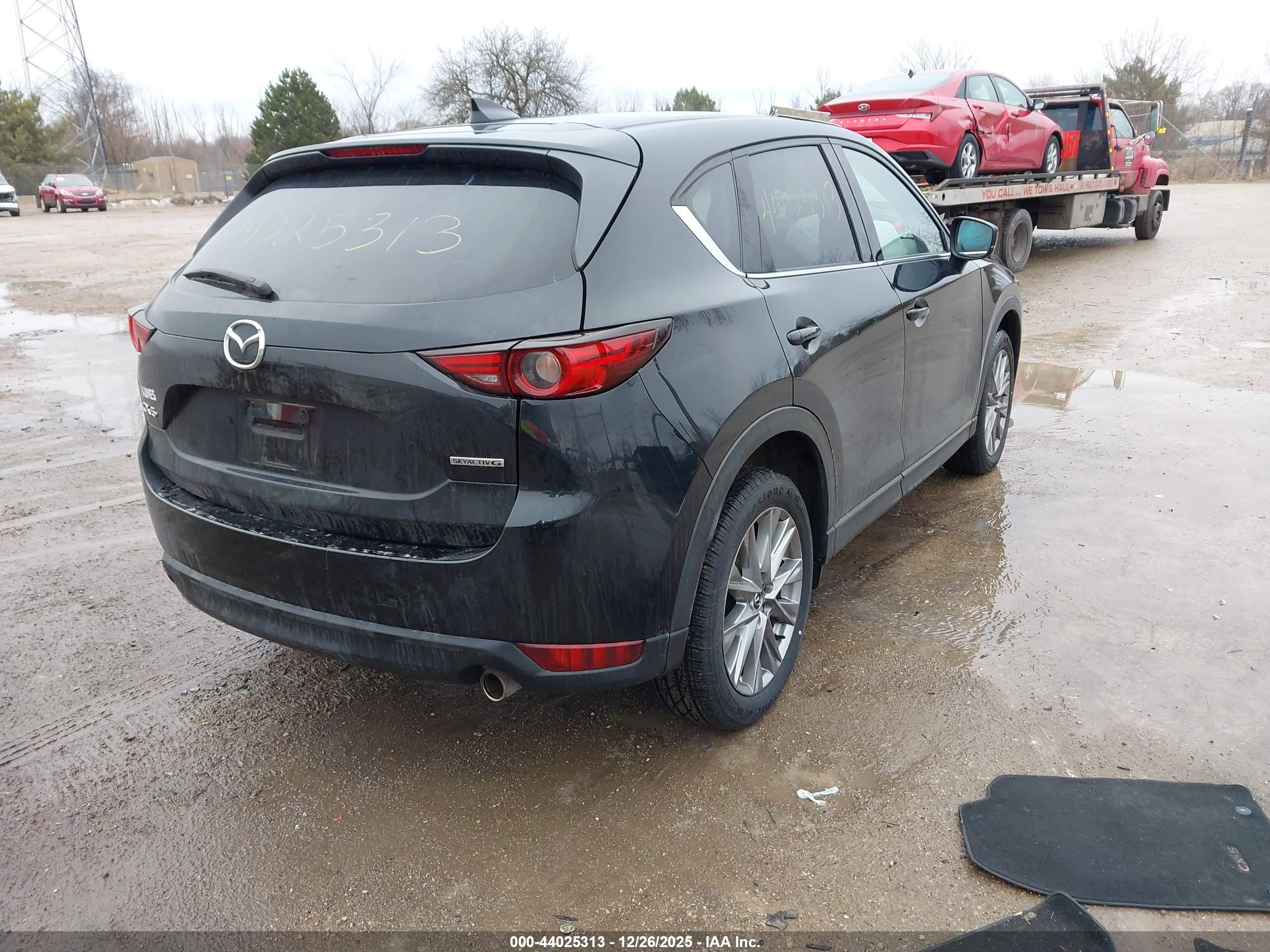 MAZDA CX-5 image 4