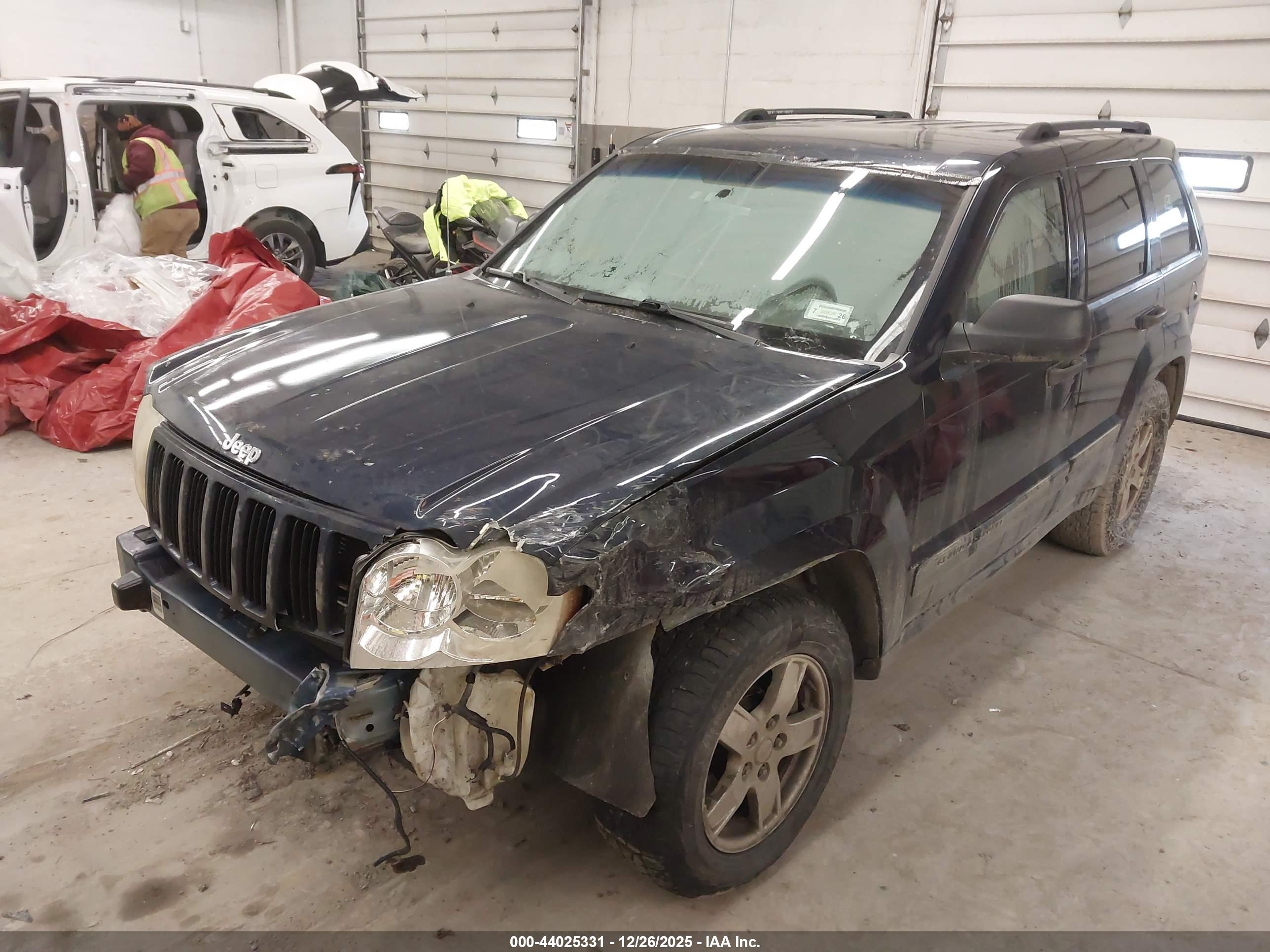 JEEP GRAND image 2